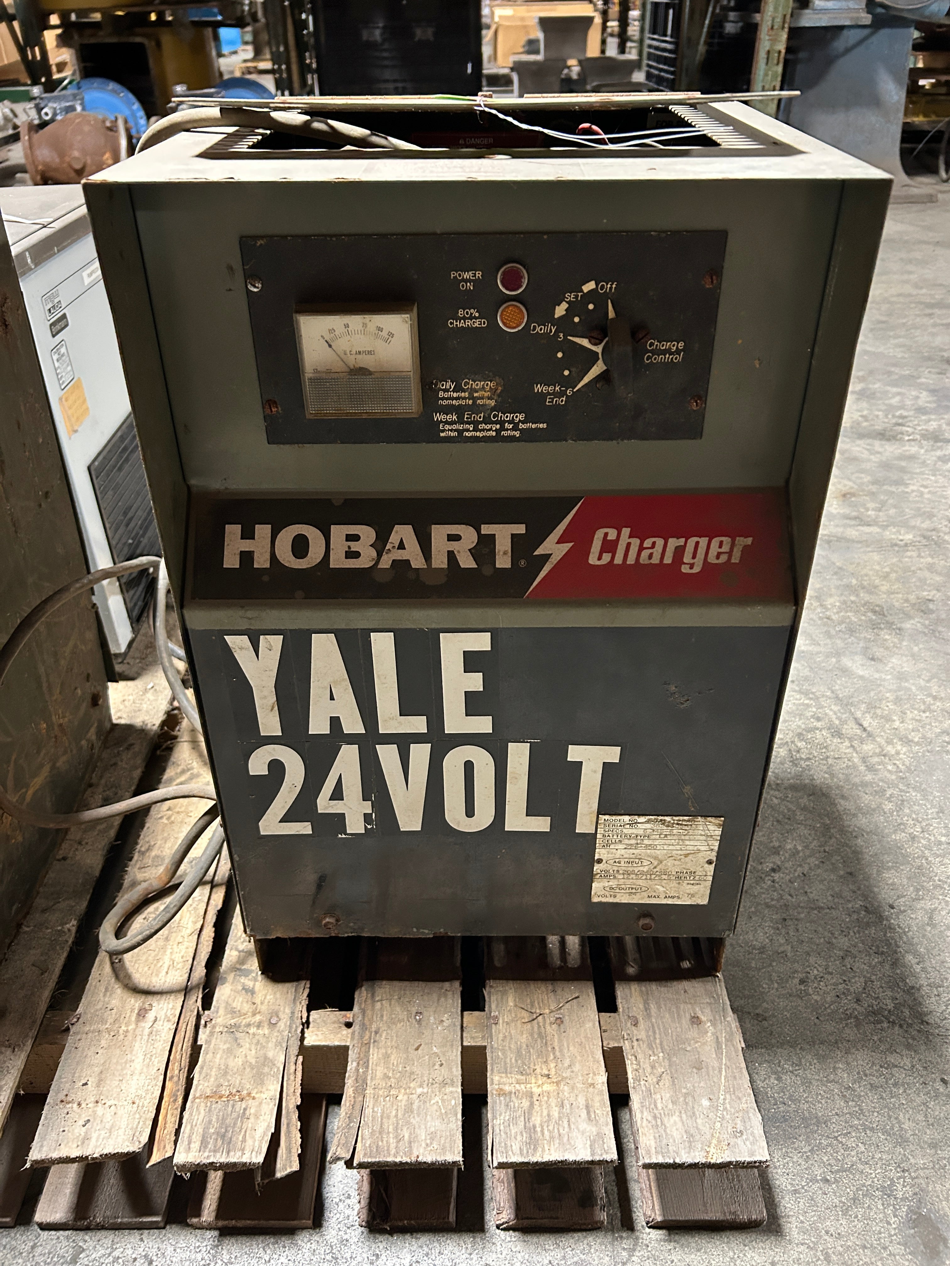 Hobart 450A1-12R80 Forklift Battery Charger 12 Cell 1PH 60Hz 6345-6 LA 226-450AH