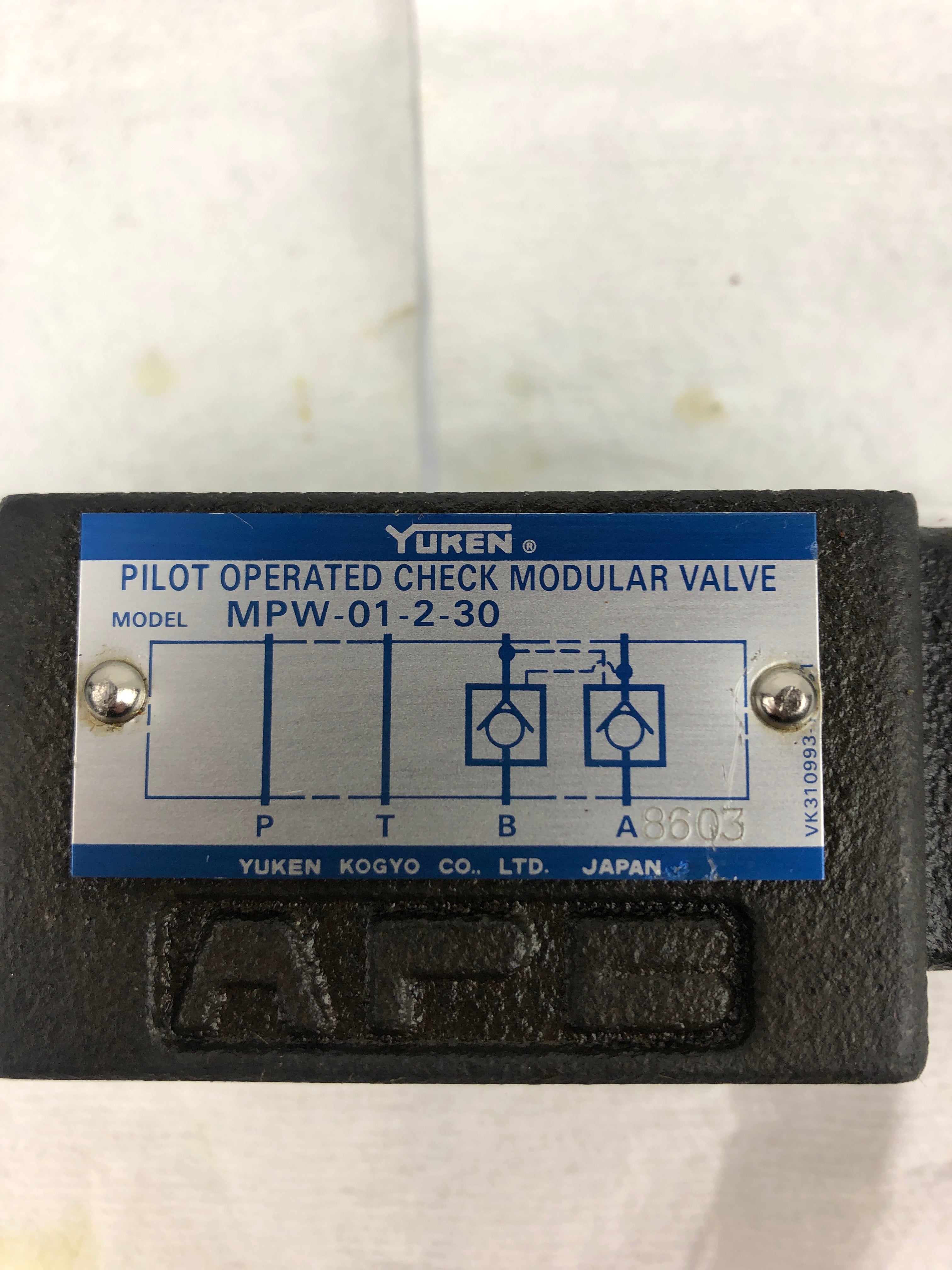 Yuken MPW-01-2-30 Pilot Operated Check Modular Valve