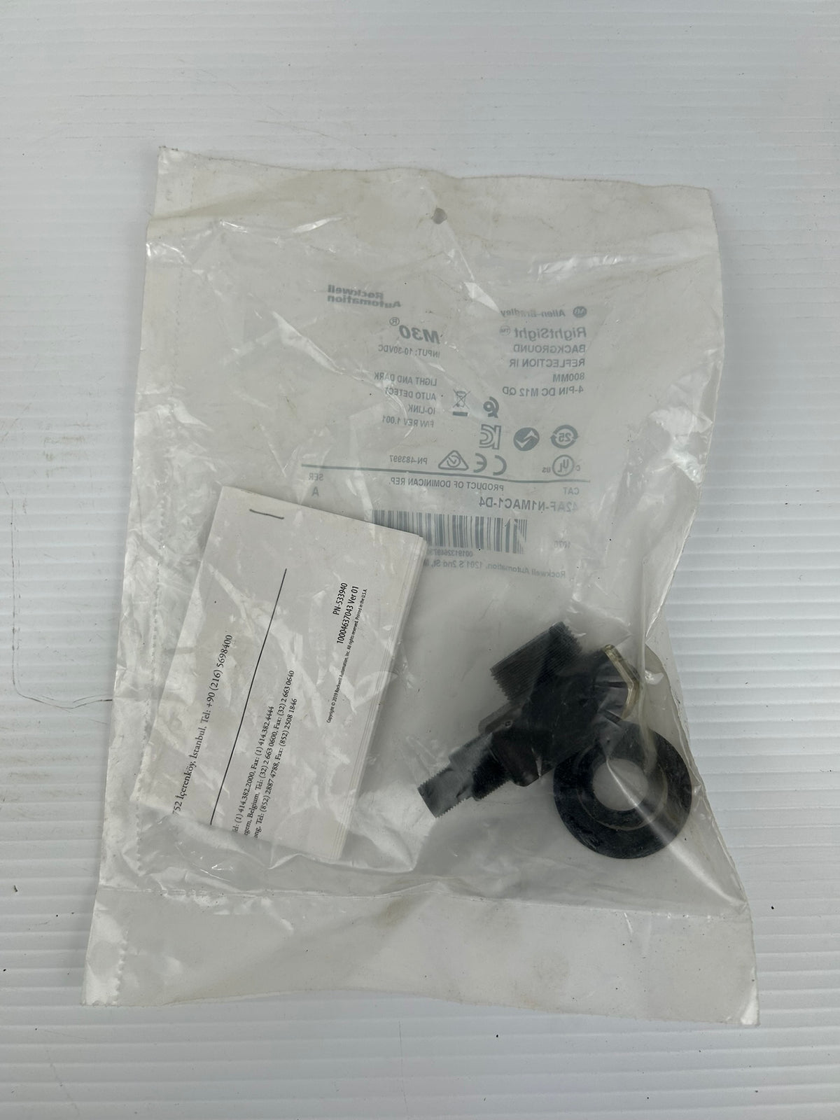 Allen Bradley 42AF-N1MAC1-D4 RightSight M30 Photoelectric Sensor 800mm 4-Pin M12