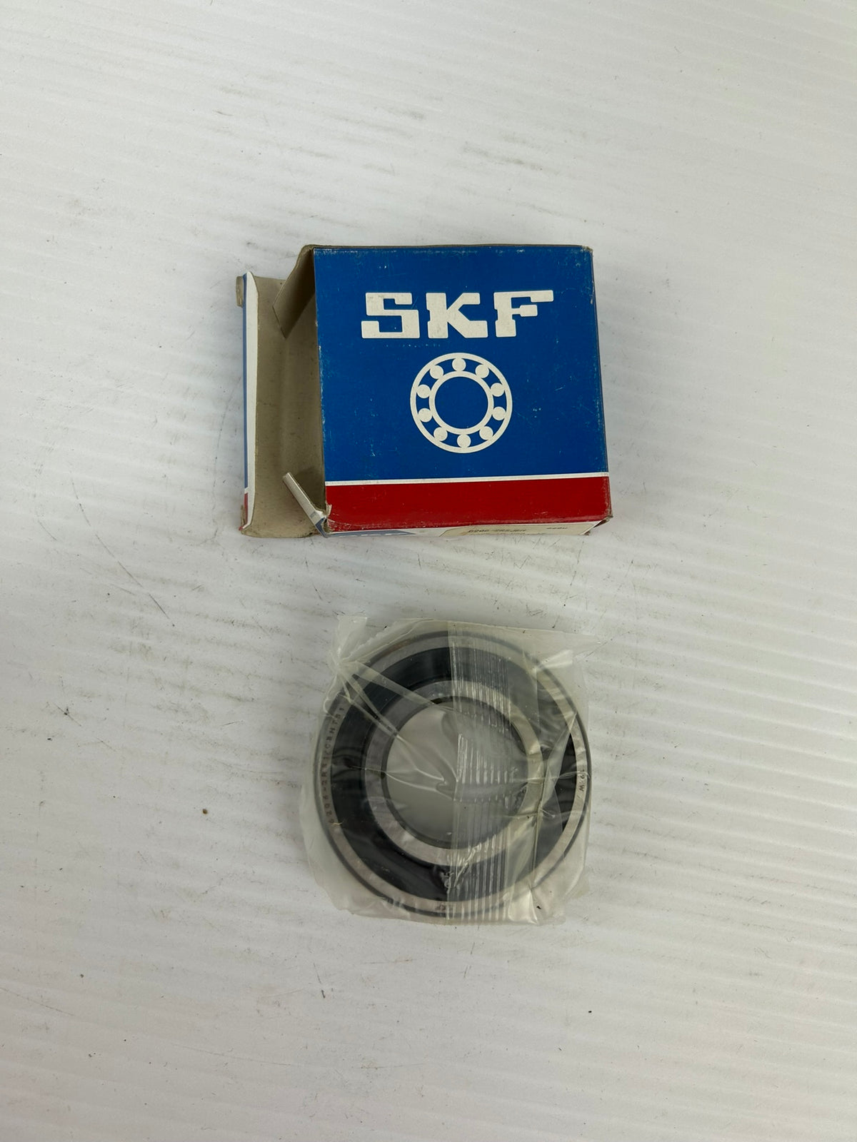 SKF 6206 2RSJEM Roller Bearing 62062RSJEM 6206-2RSJEM 6206/2RSJEM - Lot of 3