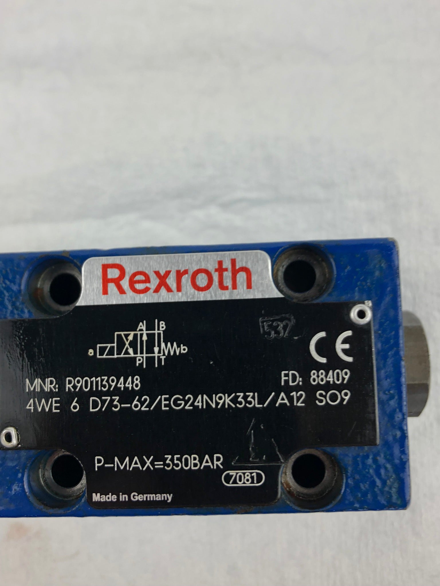 Rexroth 4WE 6 D73-62/EG24N9K33L/A12 SO9 Control Valve R901139448