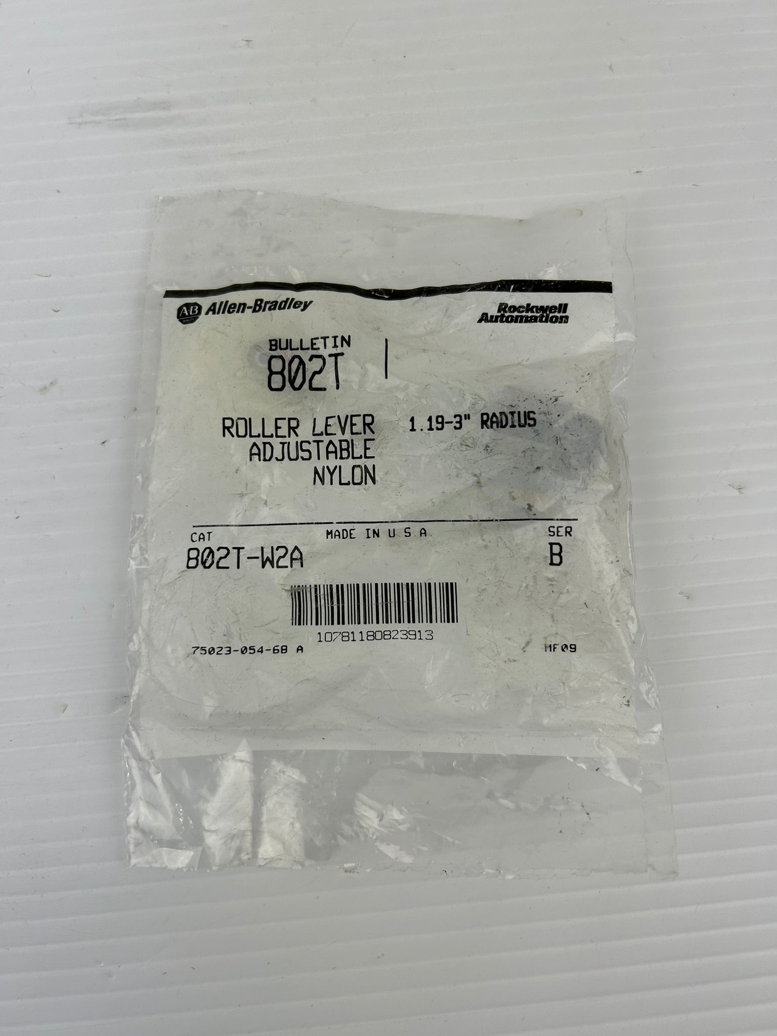 Allen-Bradley 802T-W2A Adjustable Roller Lever Limit Switch Series B Nylon