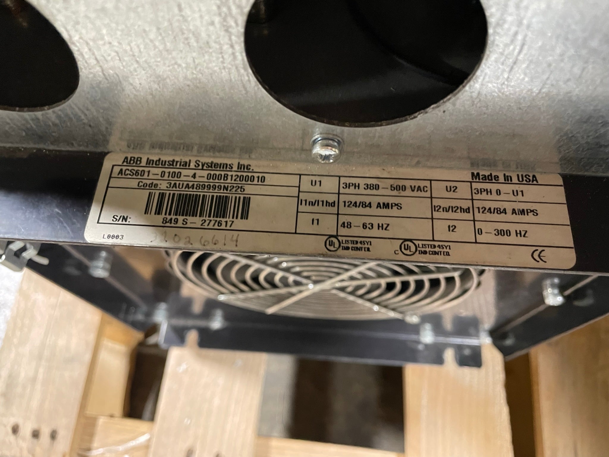 ABB ACS 600 ACS601-0100-4-000B1200010 Frequency Converter Drive - No Keypad