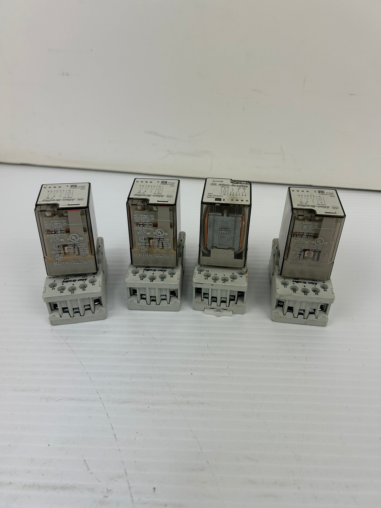 Allen Bradley 700-HA33A1 Relay Series D with Base 700-HN101 Ser. D - Lot of 4