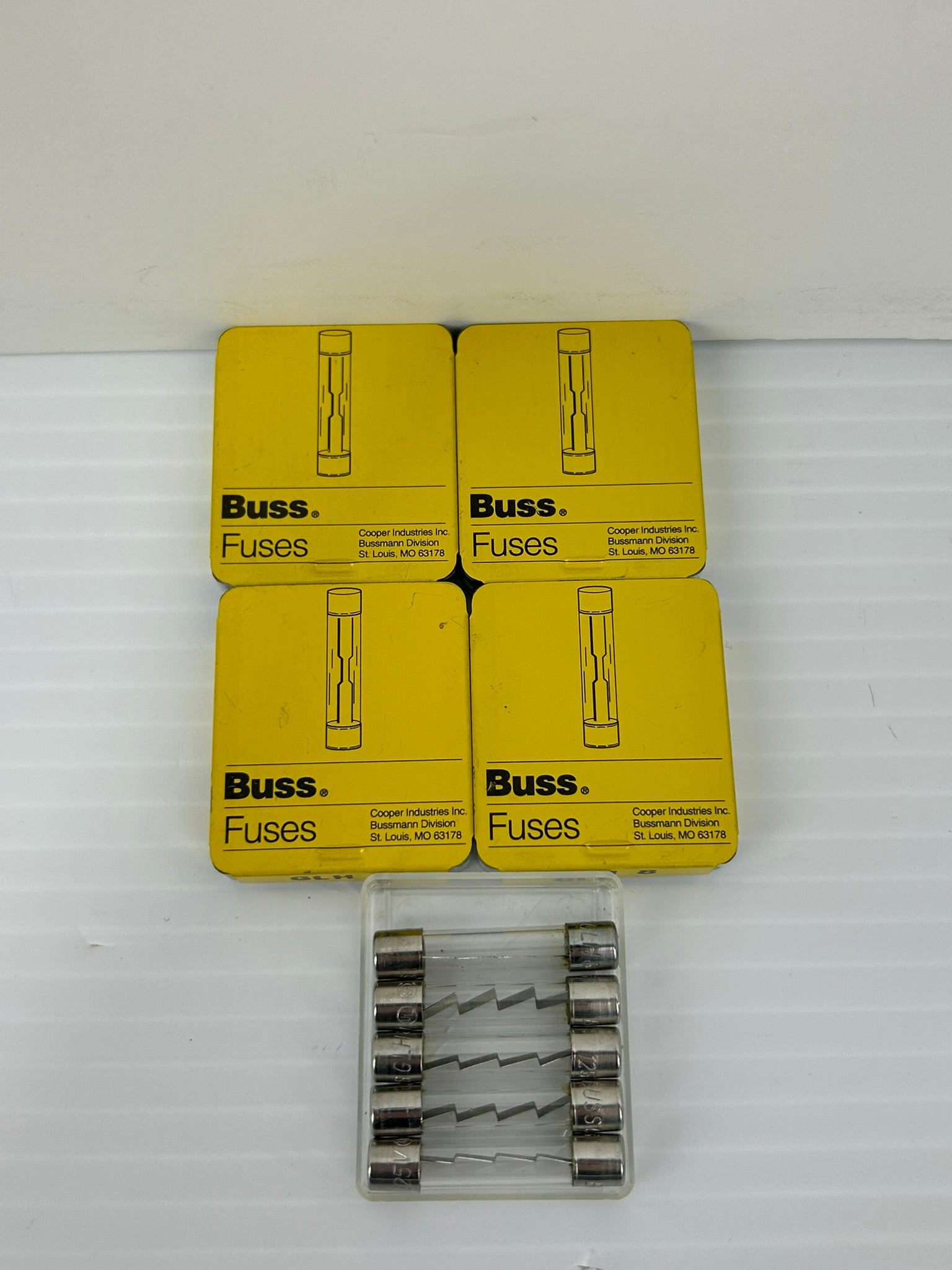 Buss GLH 8 Glass Fuses 10,000A 125VAC - Lot of 5