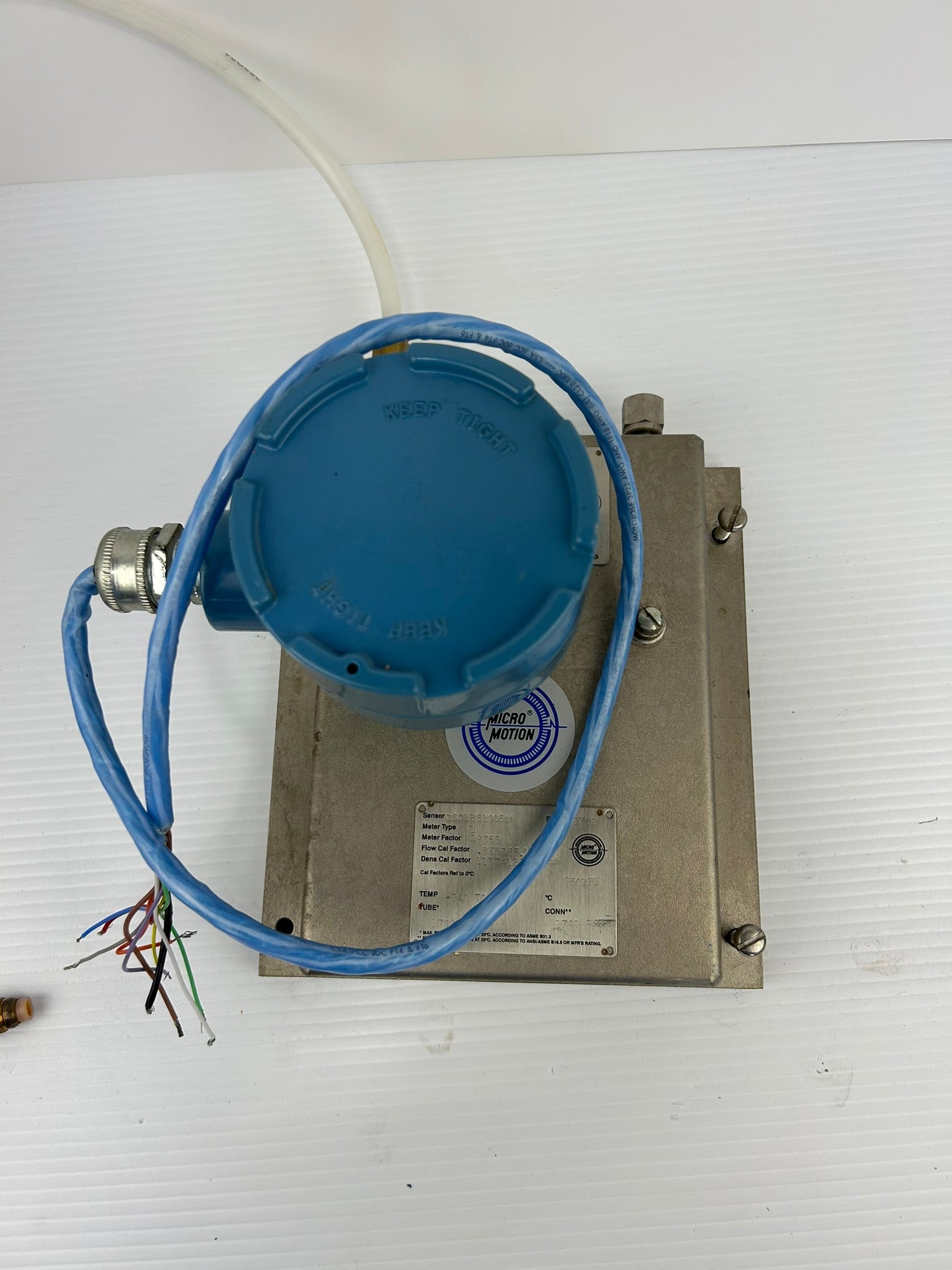 Micro Motion DS012S100SU Mass Flow Sensor Transmitter 08353