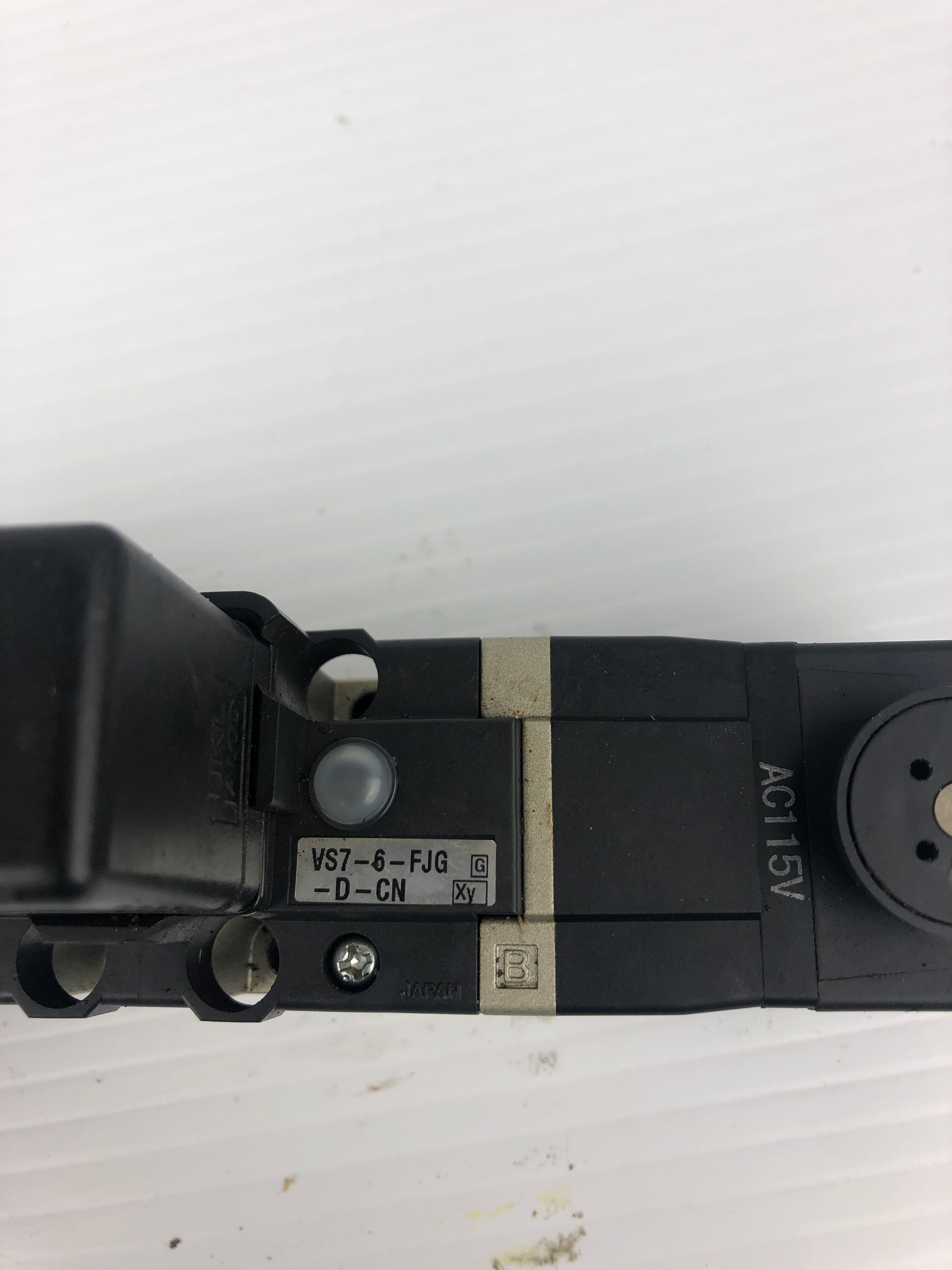 SMC VS7-6-FJG-D-CN Solenoid Valve 115V