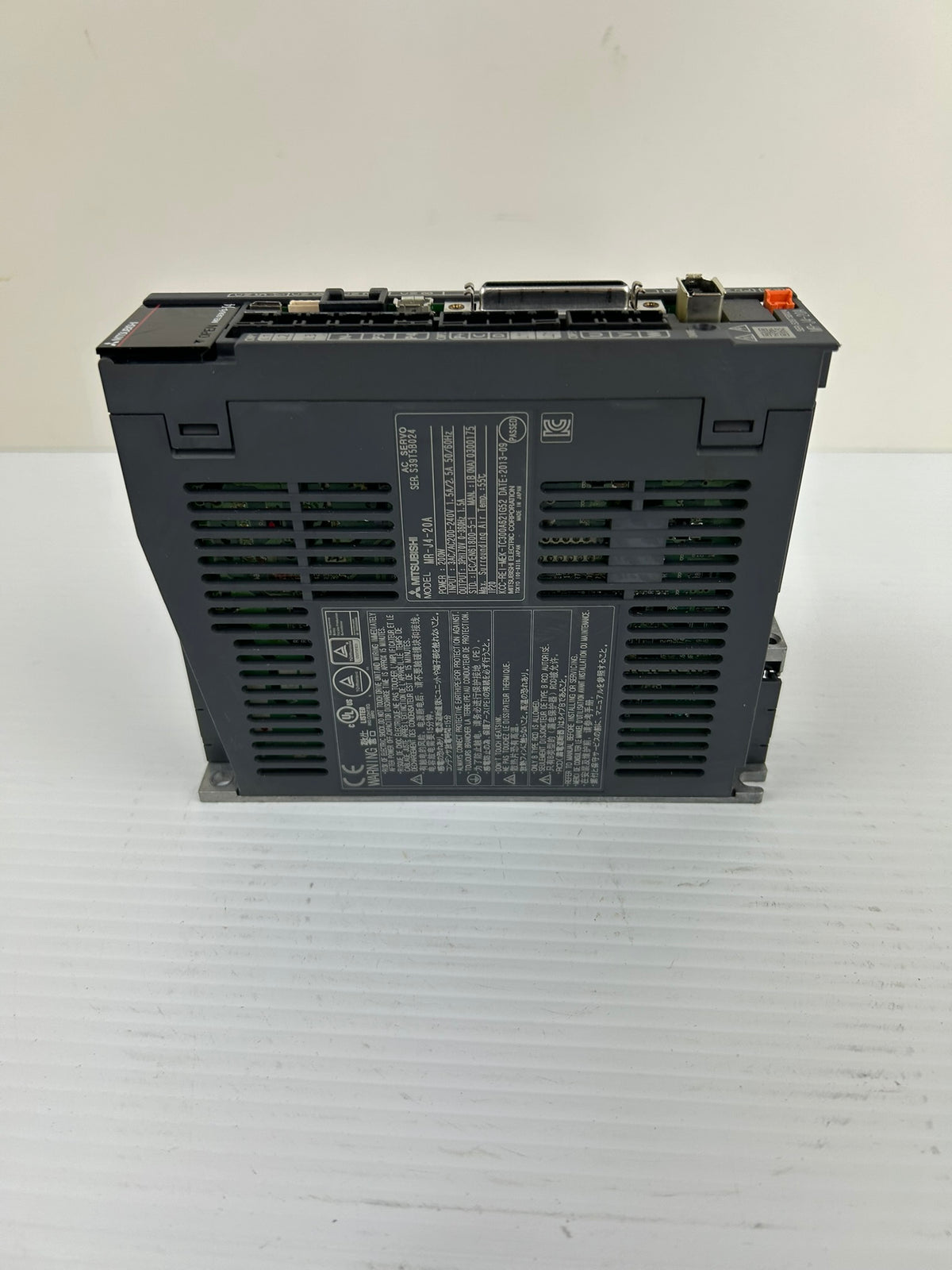 Mitsubishi MR-J4-20A MELSERVO-J4 200W AC Servo Drive Amplifier 200-240VAC