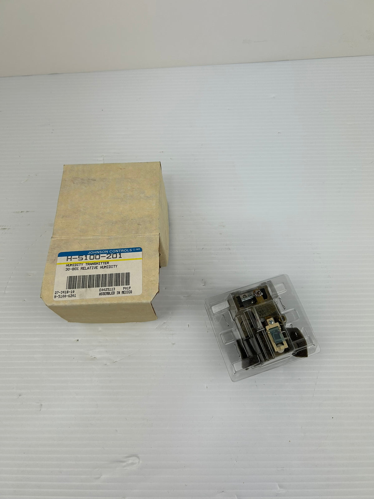 Johnson Controls H-5100-201 Humidity Transmitter 30-80% Relative H-5100-6201