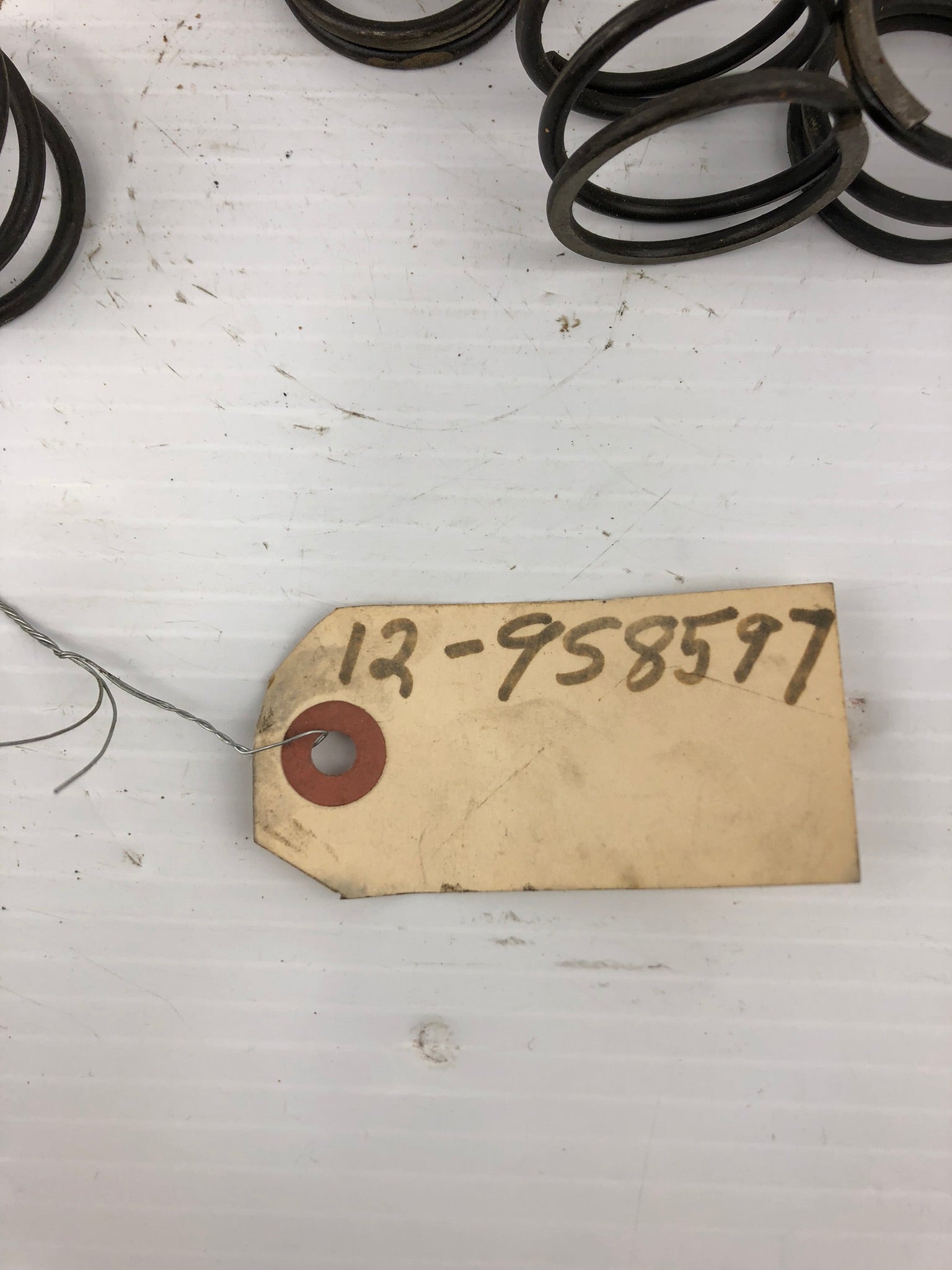 CAT 9S-8597 Spring Caterpillar 9S8597 - Lot of 12