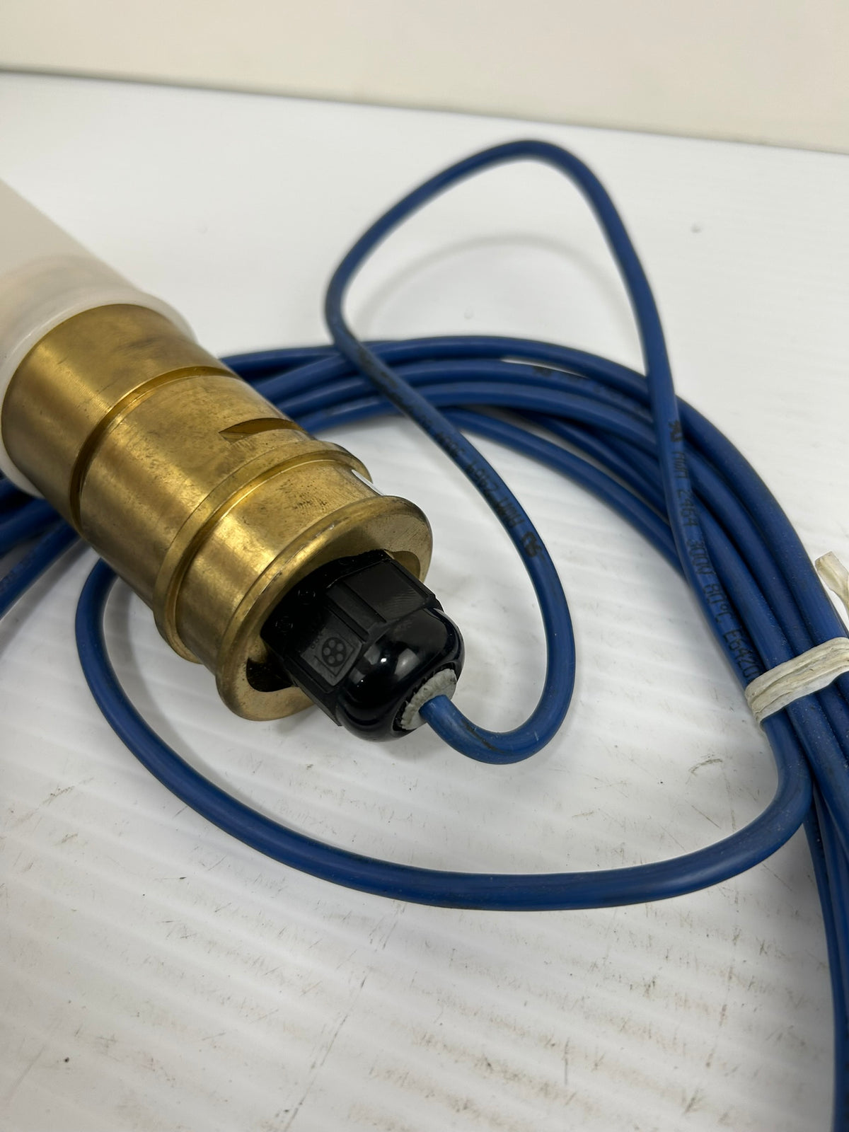 072013001877 Industrial Sensor Probe Brass Housing Assembly with E64207 Cable