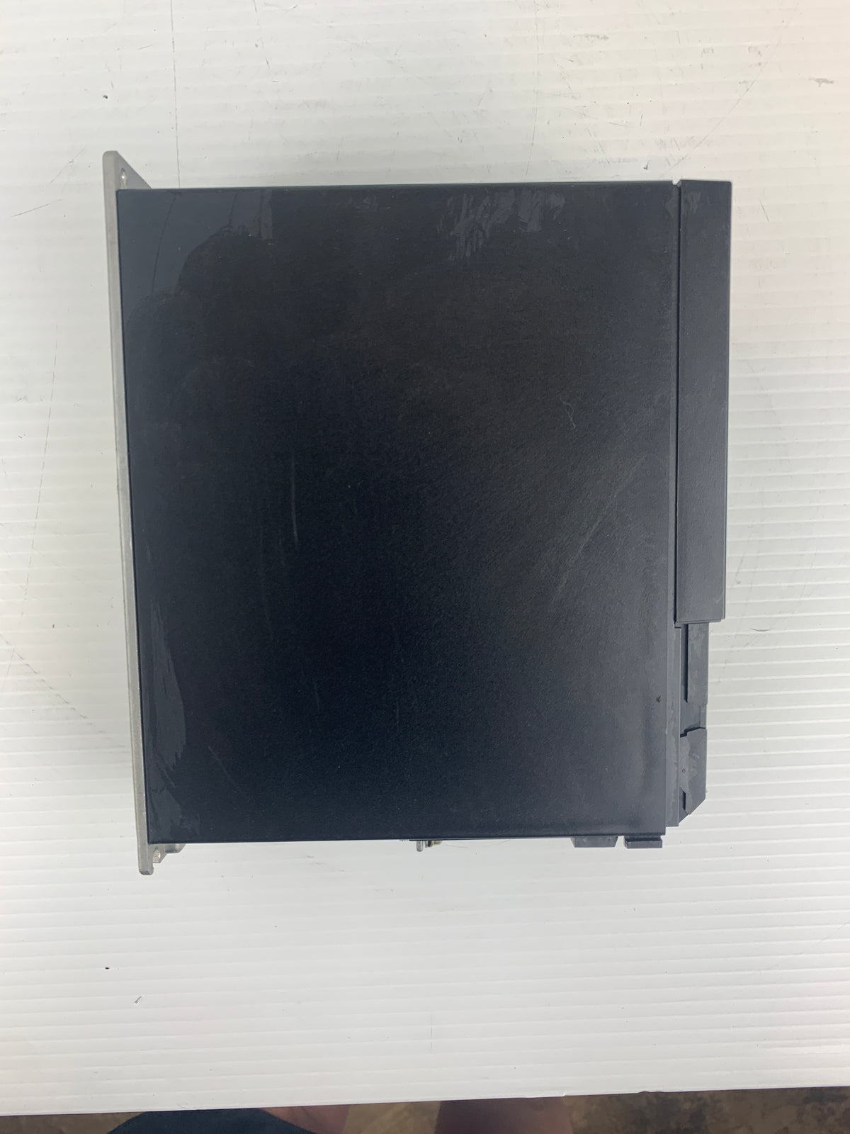 Danfoss VLT-2800 Variable Speed Inverter Drive 195N1001 Missing Panel