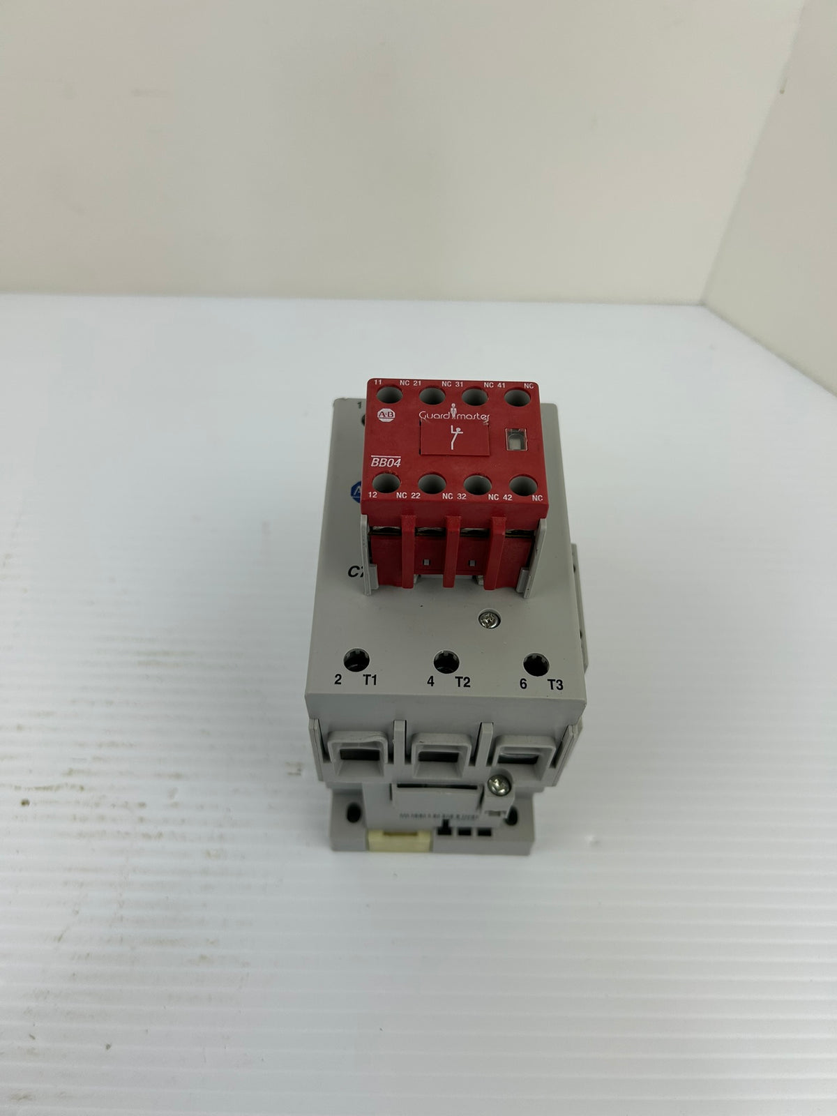 Allen Bradley 100S-C72D14BC Safety Contactor Series B 100-C72*00