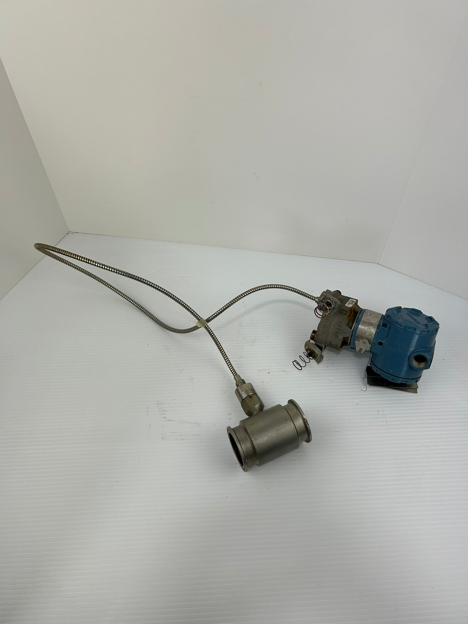 Rosemount 3051CG2A22A1AS1B4 Pressure Transmitter Sensor with Base 1SSD2-434477