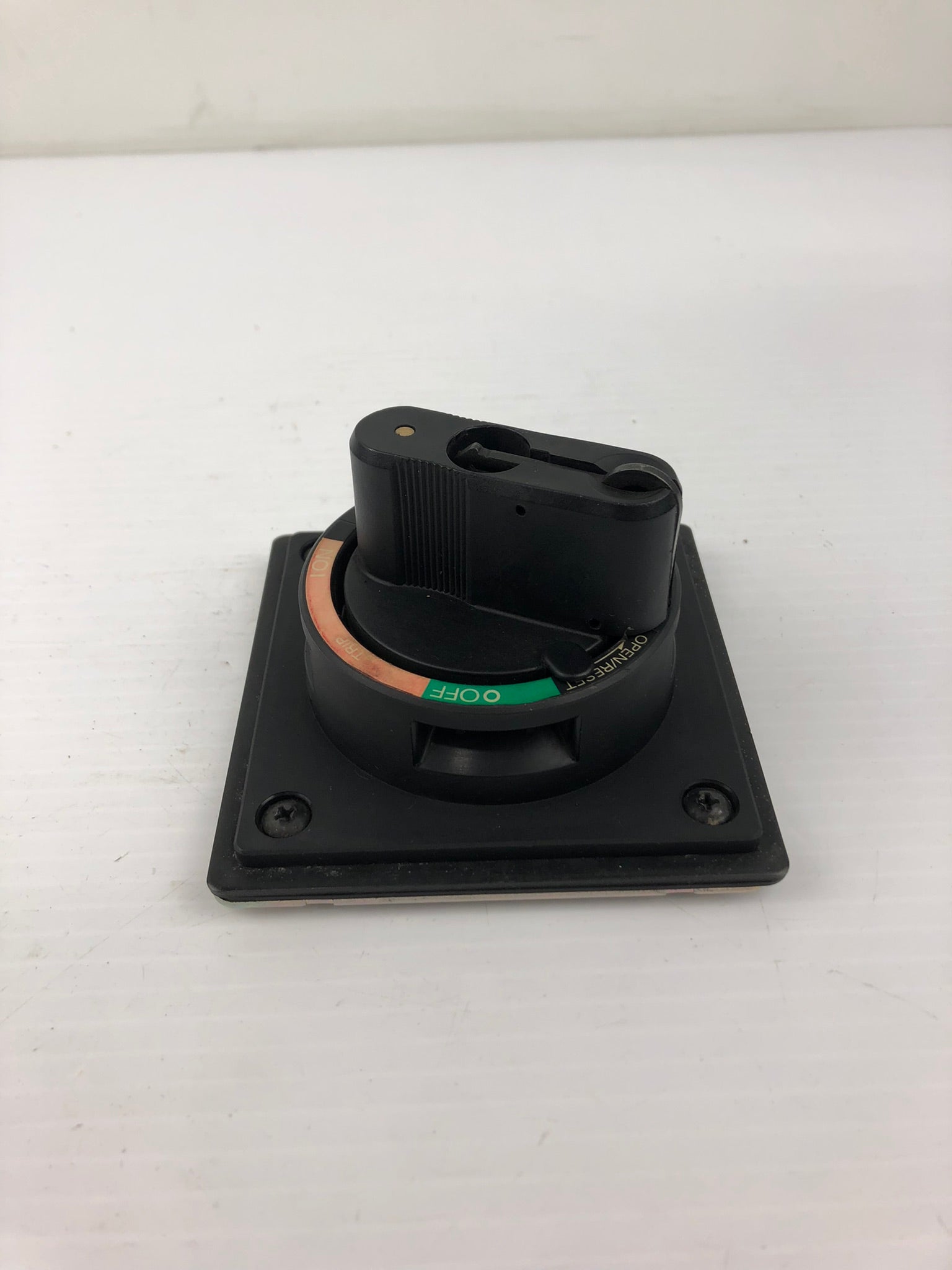 External Handle Knob Switch "Reset Off" "Tripped On"