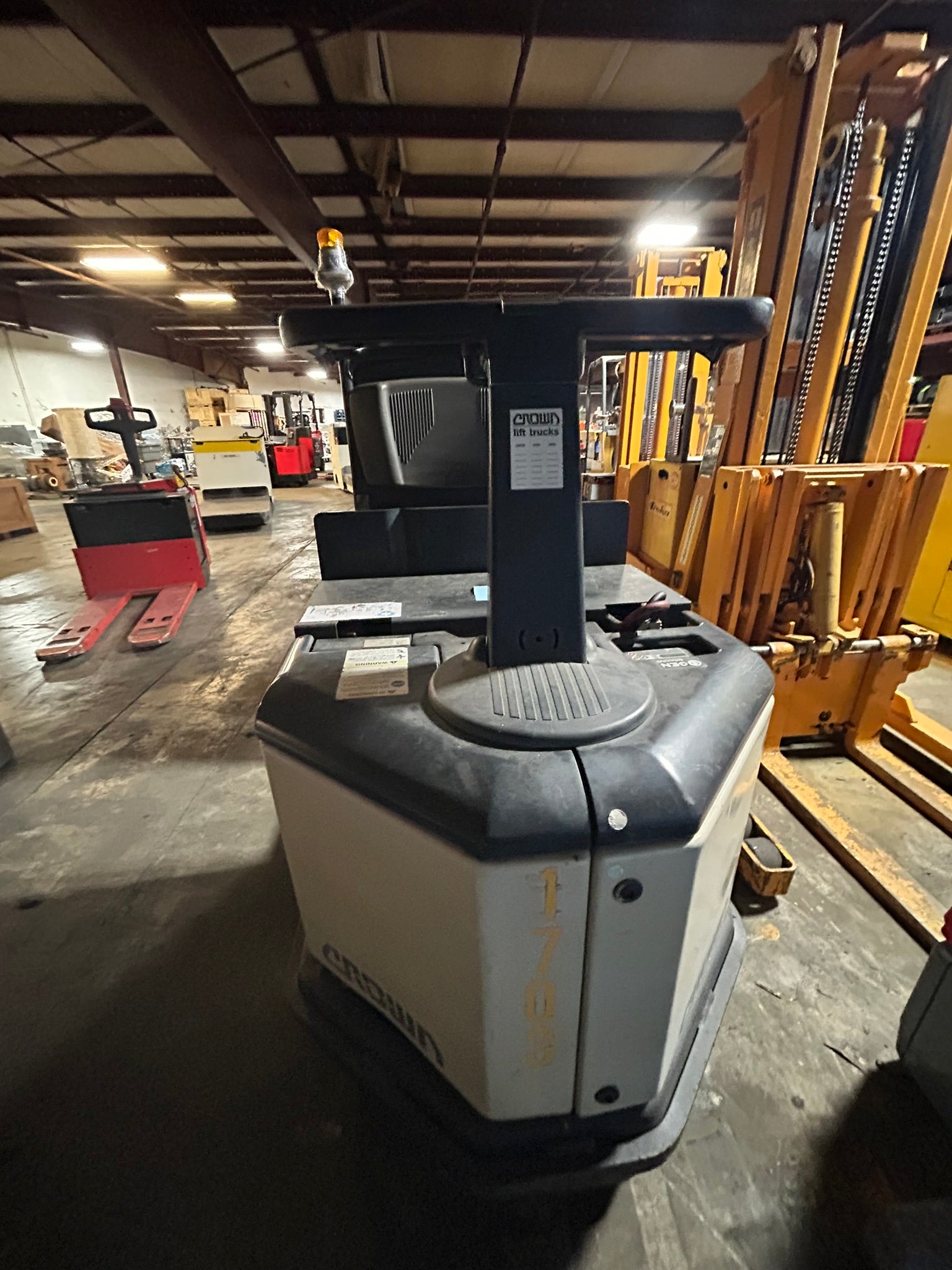 Crown TR4500-250 Electric Rider Tow Tractor Tugger Forklift TR 4500 Series 24VDC