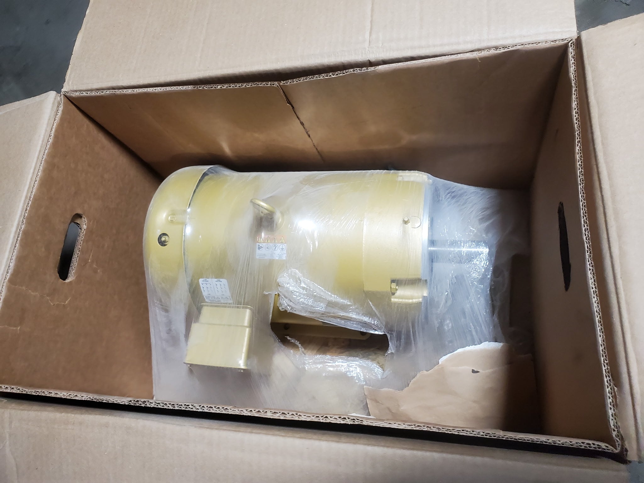 Baldor Reliance CEM3710T Super-E 7.5HP Electric Motor 1770 RPM 230/460V 213TC