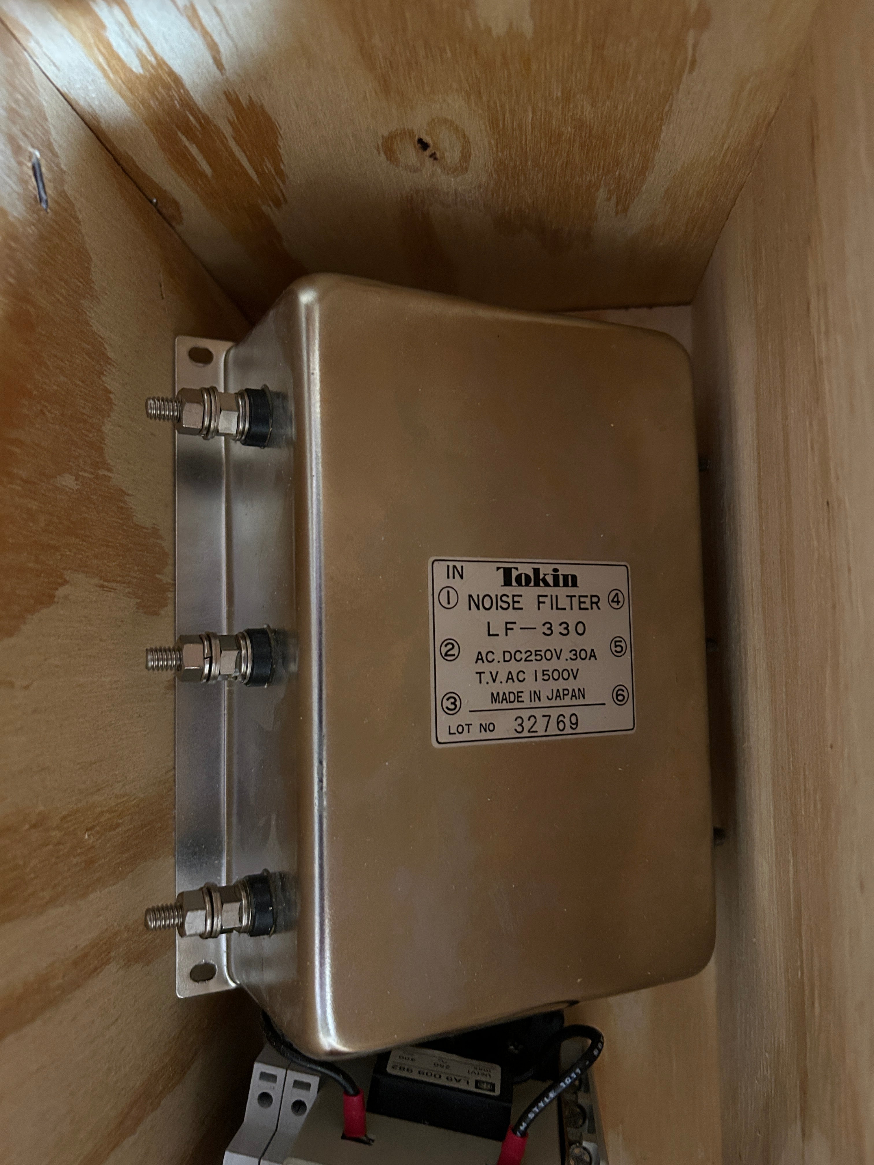 Ormec MCS-S33G*240 Servo Drive Assembly Telemecanique Breaker Tokin Noise Filter