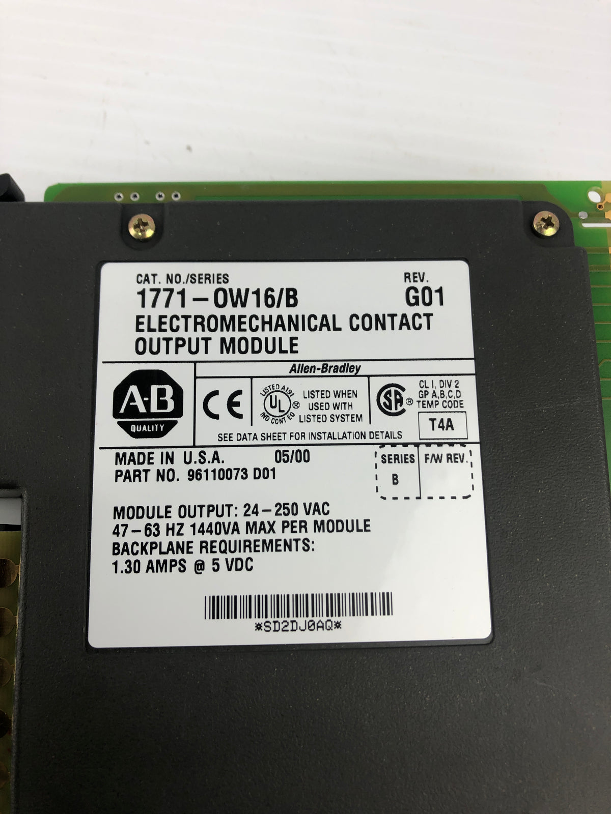 Allen Bradley 1771-0W16/B Electromechanical Contact Output PLC Module 1746-OW16
