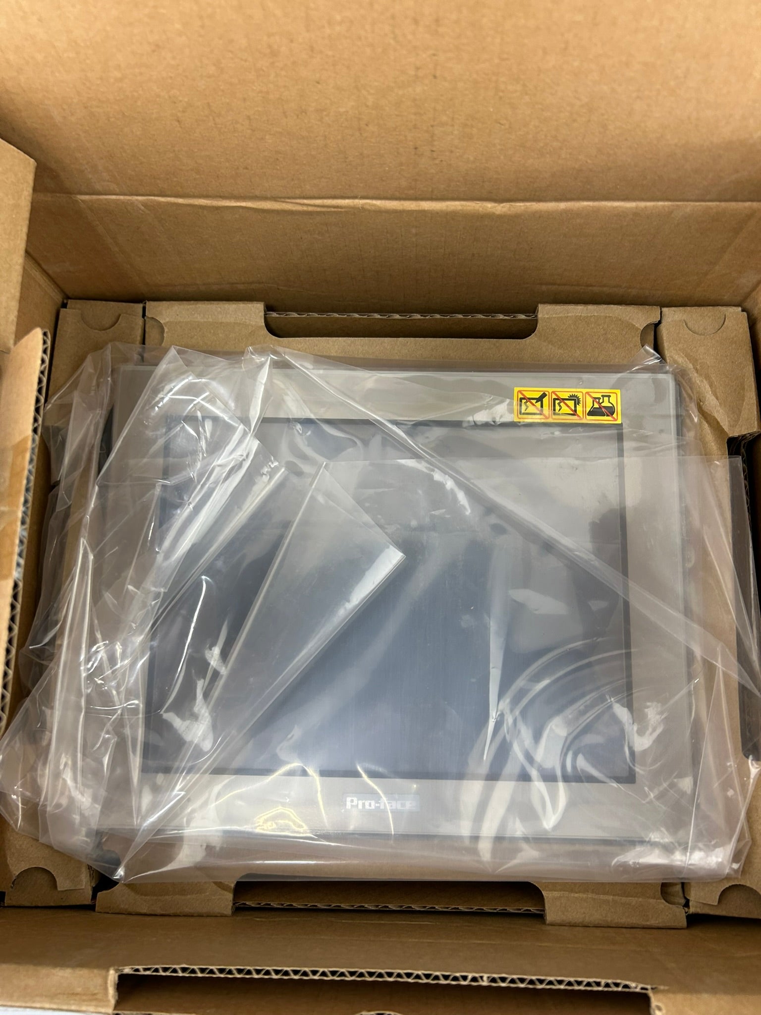 Pro-face GP-4501T PFXGP4501TAD 10.4" Touchscreen HMI Operator Interface 24VDC