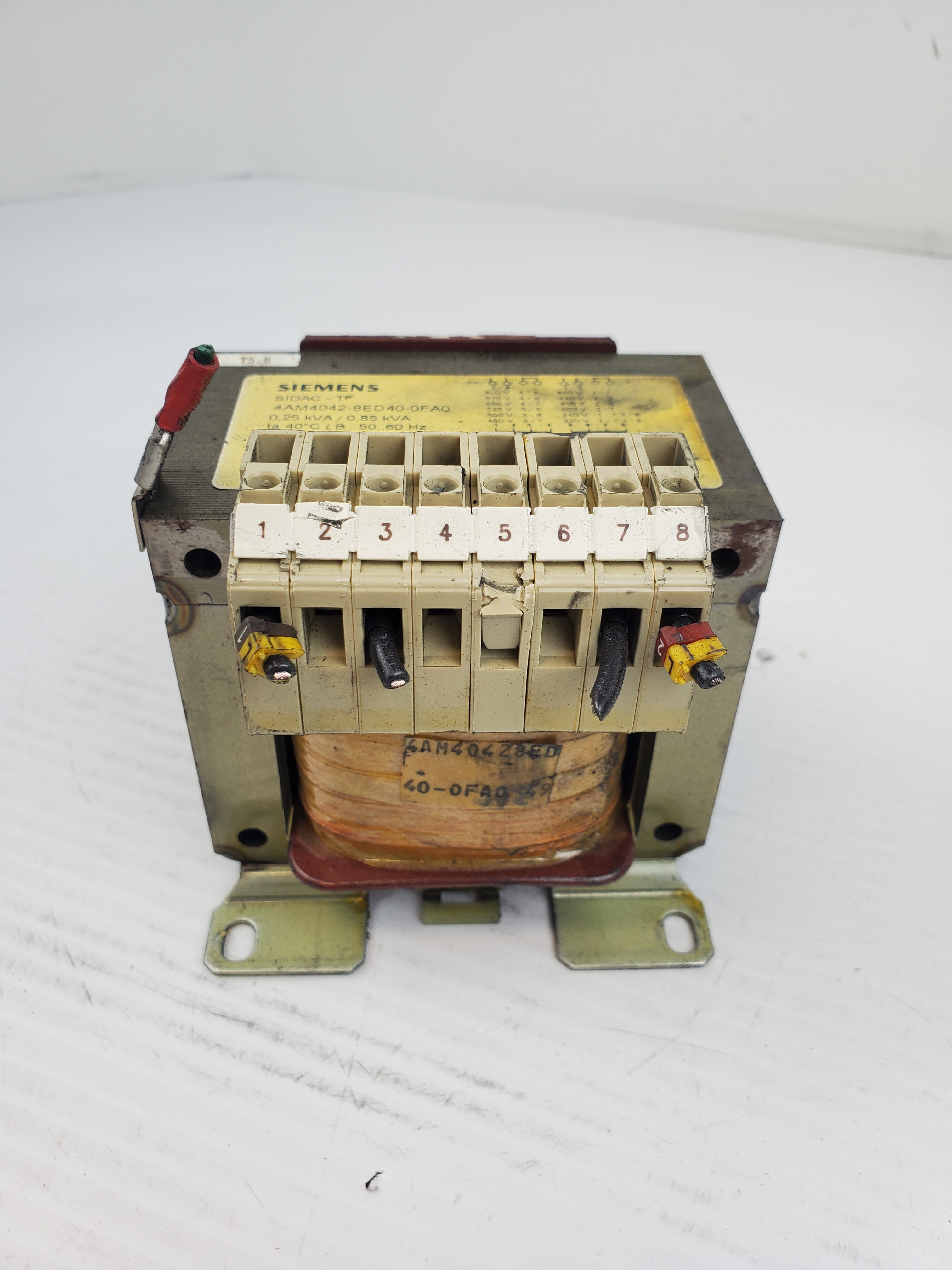 Siemens 4AM4042-8ED40-0FA0 SIDAC-T Transformer 0,85kVA 600V 2,7A 50/60Hz