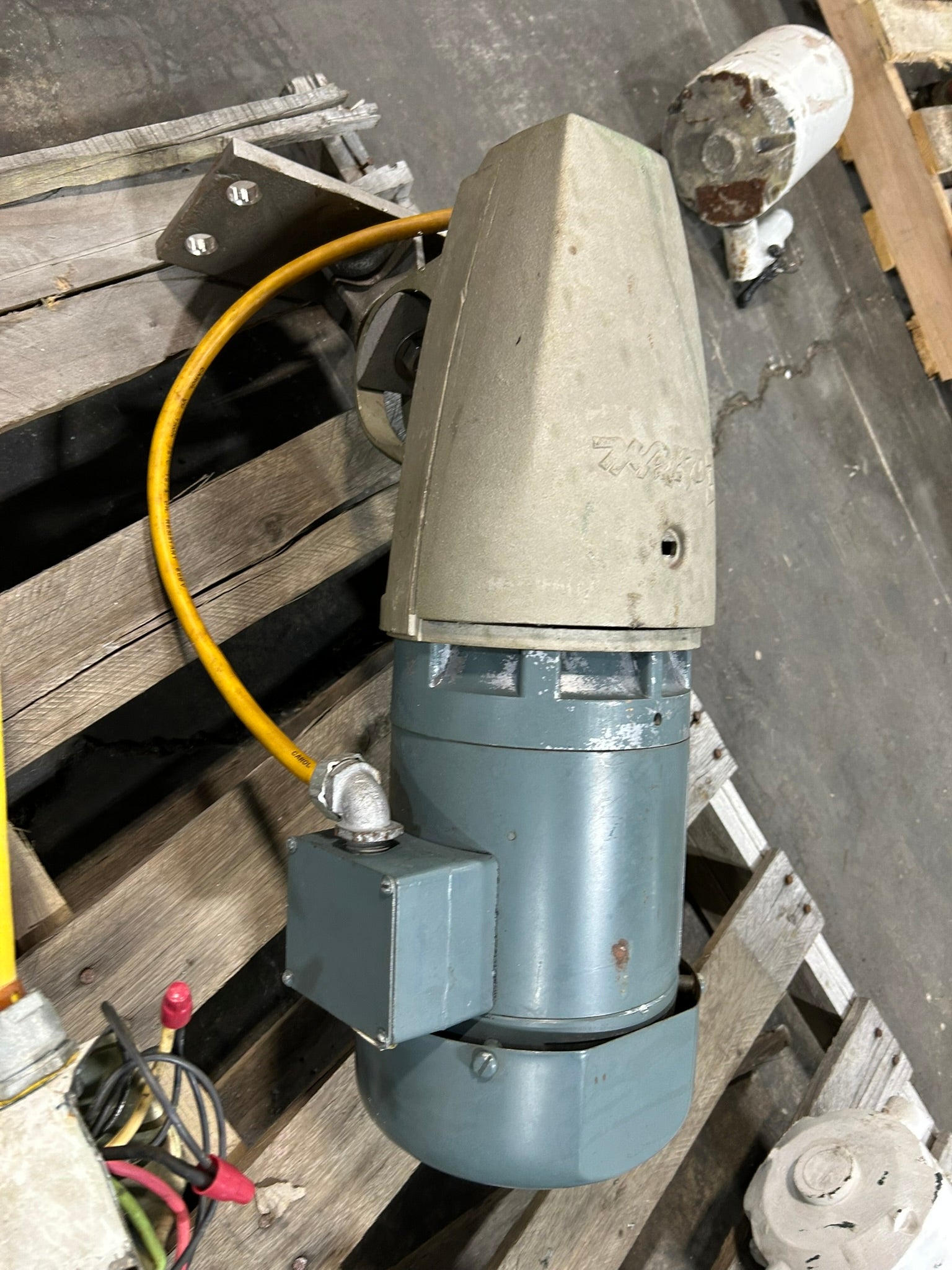 Eastern RB-2 Drum Barrel Mixer & Gould Century 8-120699-01 Motor 1HP 1725RPM 3PH