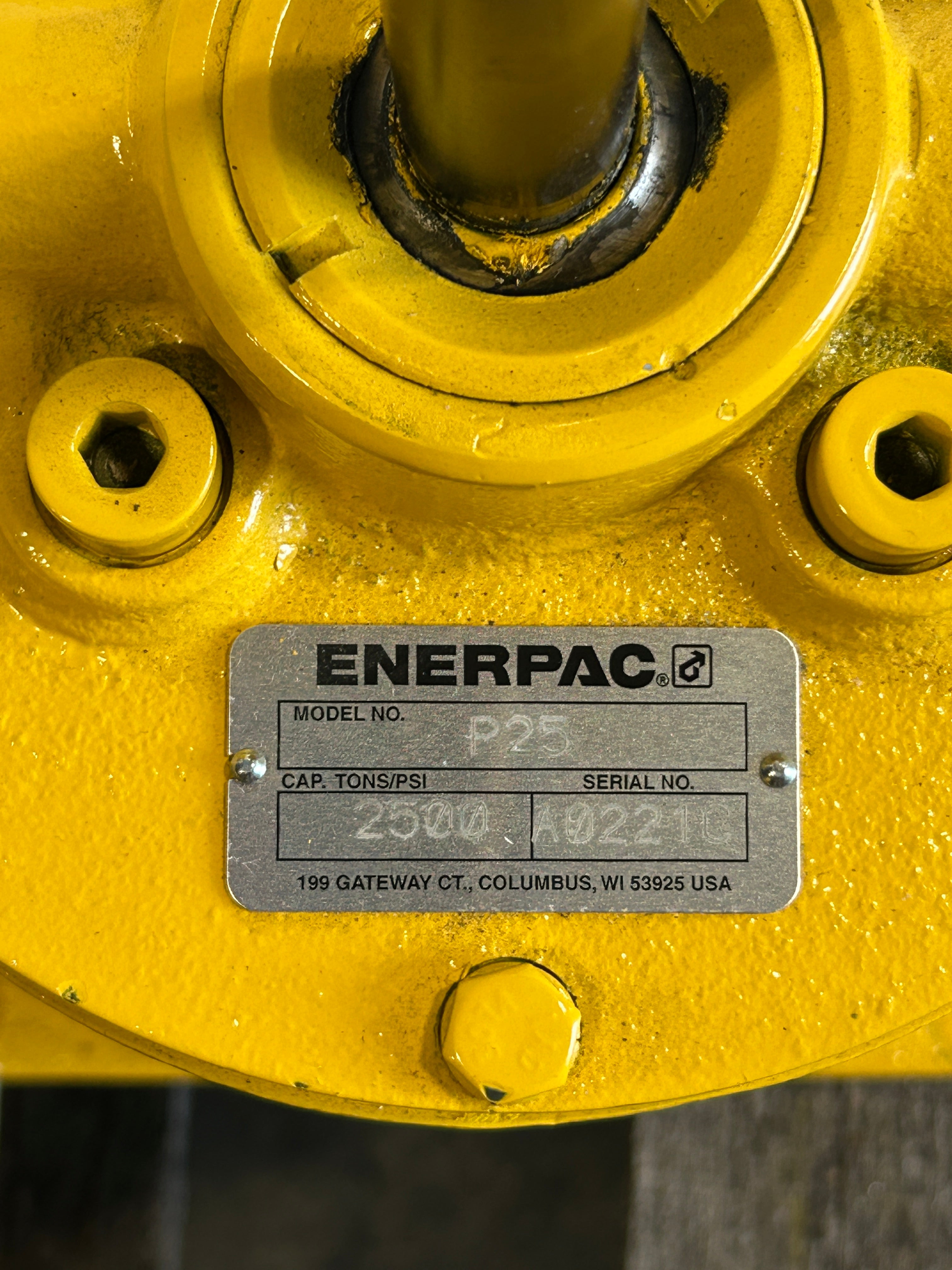 Enerpac P25 Hand Pump 2500 Tons/PSI with RC108 Hydraulic Cylinder 10T 10,000 PSI