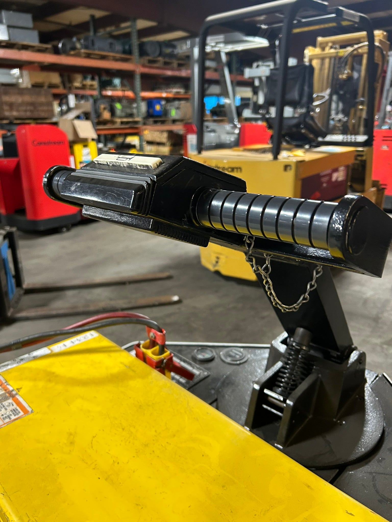 Crown 200TWR Electric Rider Tow Tractor Tugger Forklift 24VDC Type E 1015 Hours