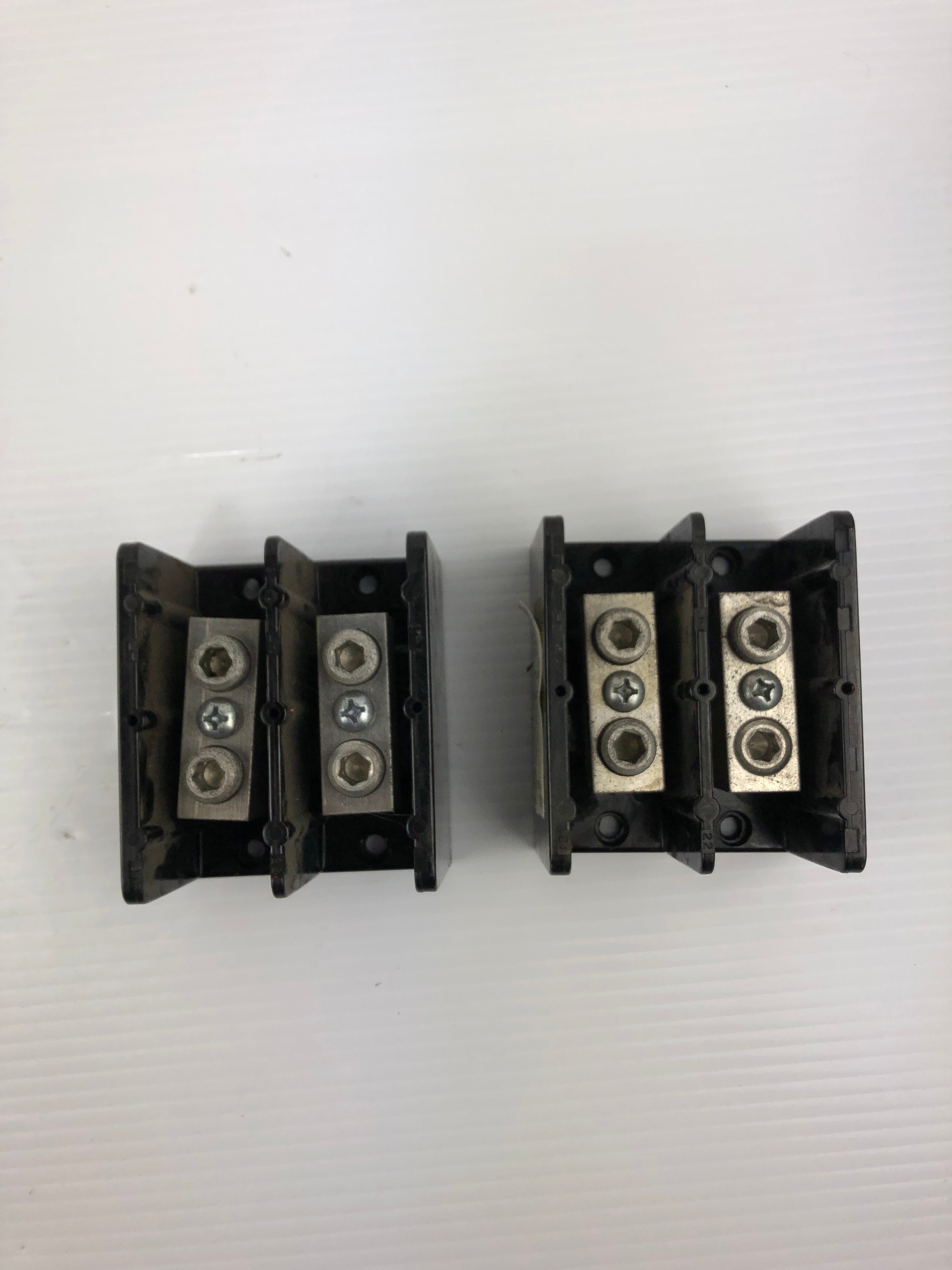 Marathon 1432123 Power Block 600V 255A 2P - Lot of 2