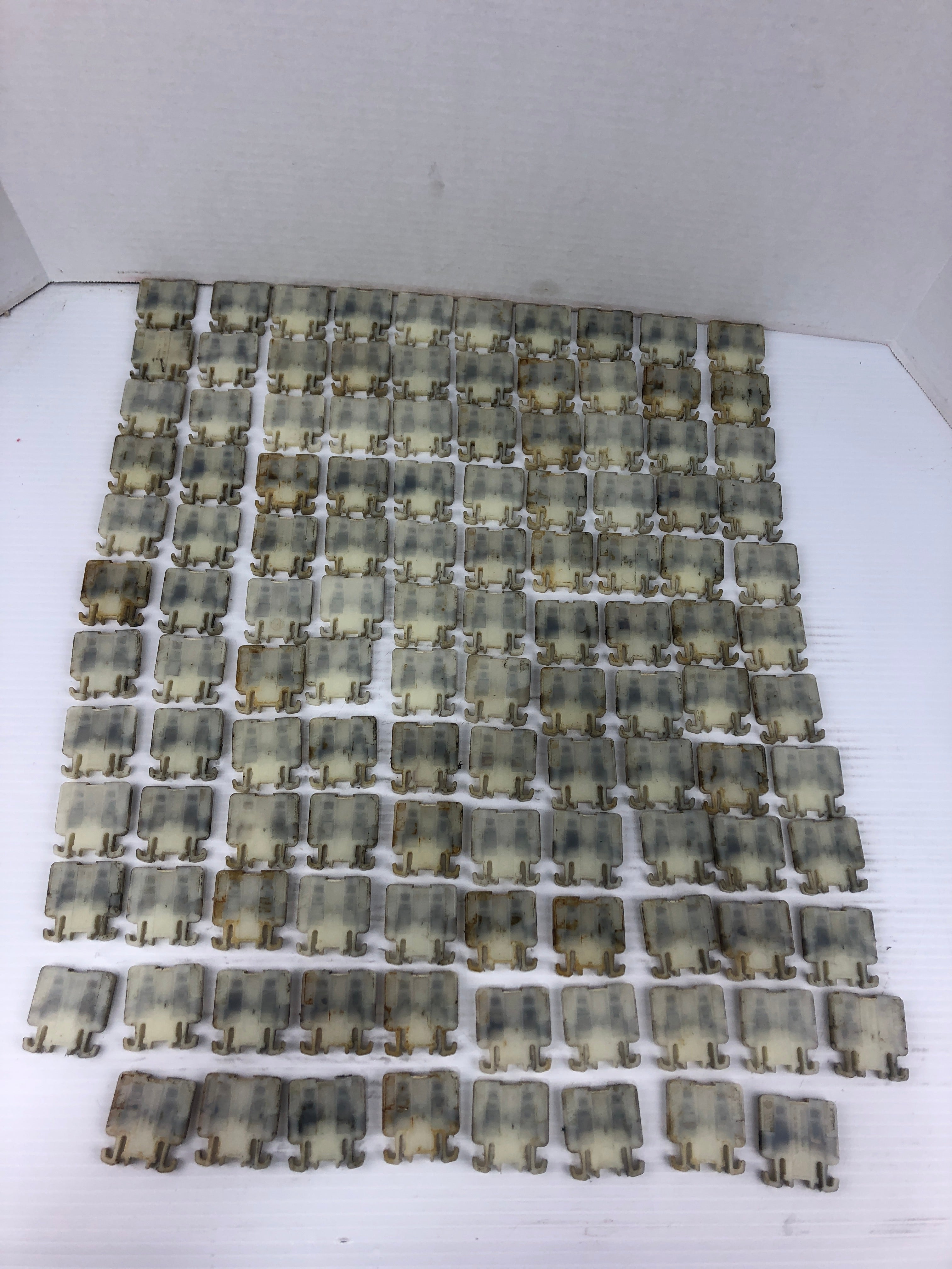 Allen Bradley BUL 1492 White Terminal Blocks Style H - Lot of 118