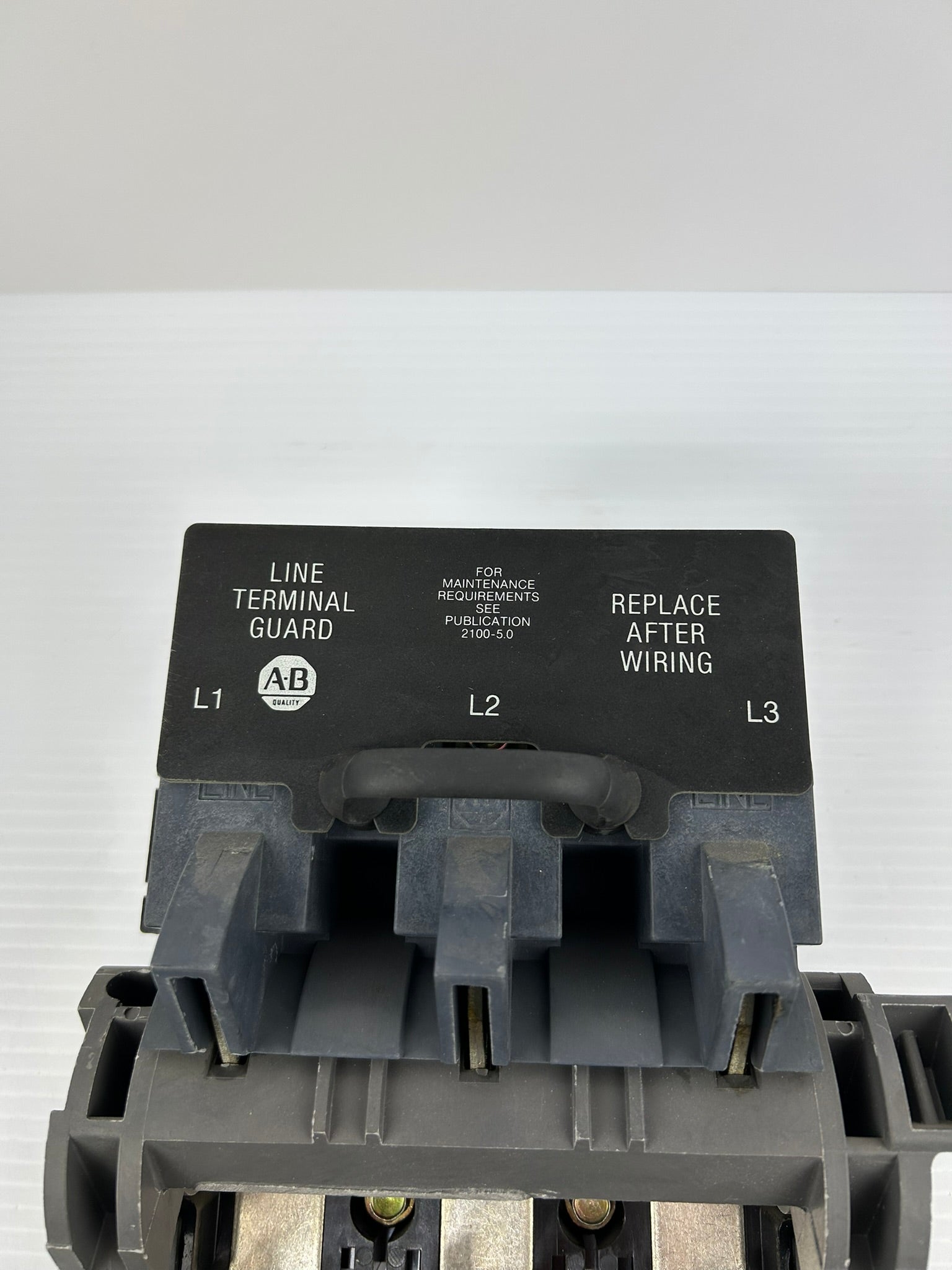 Allen-Bradley 40120-563-01 Fusible Disconnect Switch 200A 600V with Safety Cover