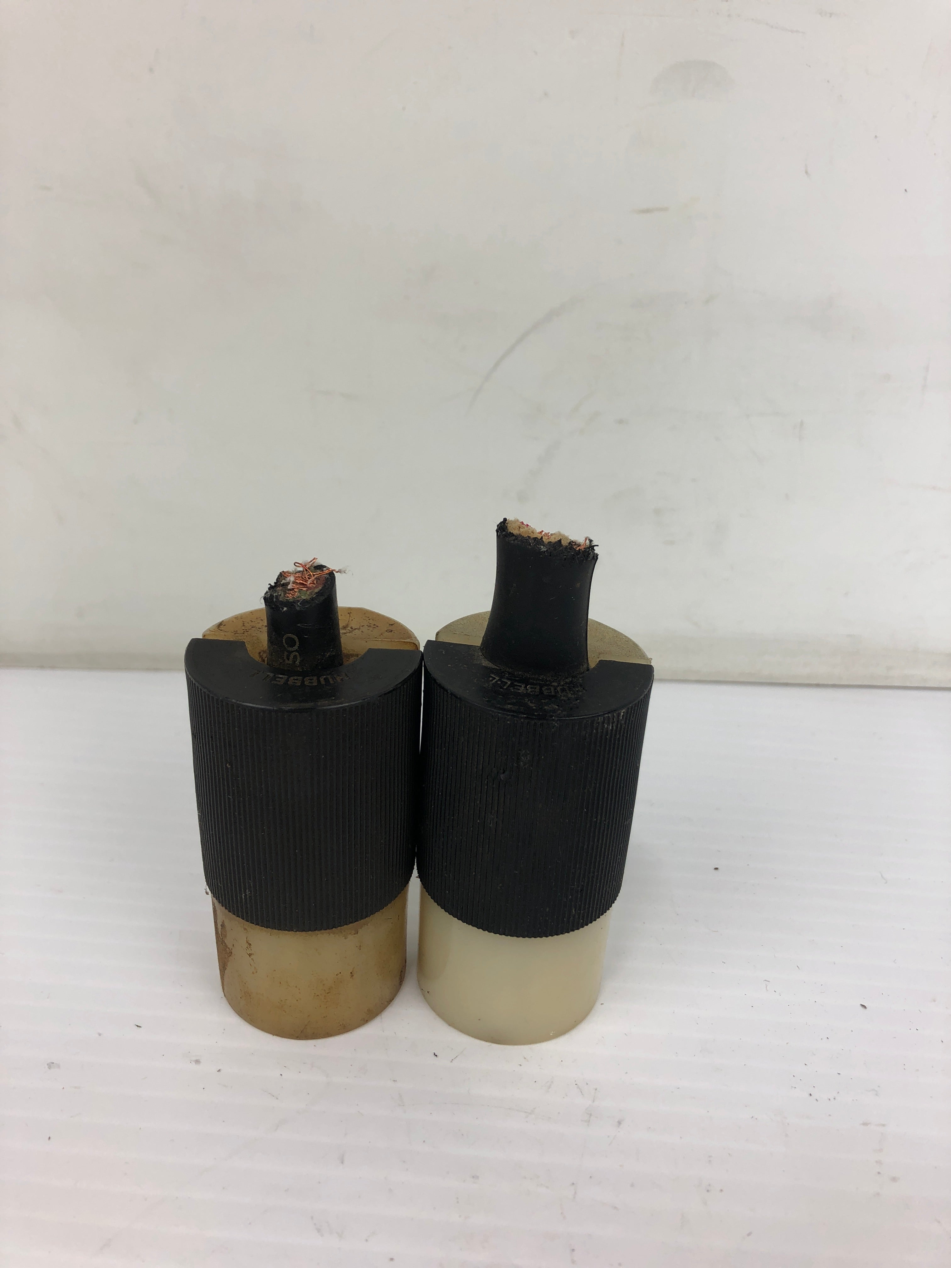 Hubbell Receptacle 15A 125V - Lot of 2