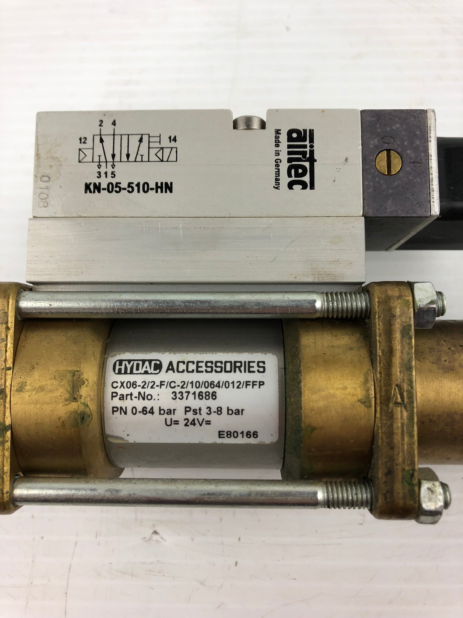 Hydac Accessories CX06-2/2-F/C-2/10/064/012/FFP Solenoid Valve Assembly 3371686