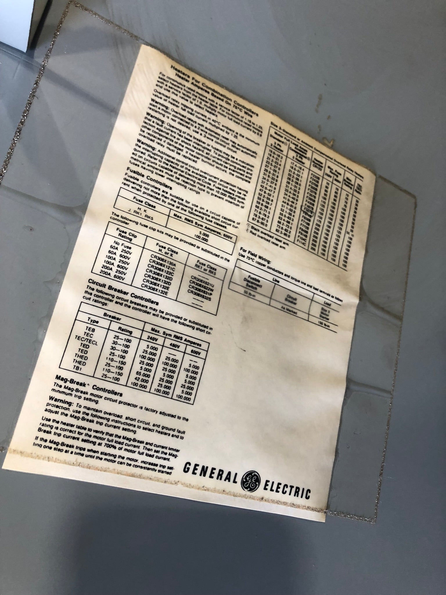 General Electric 300-Line Control Enclosed Magnetic Starter CR305/CR306/CR309