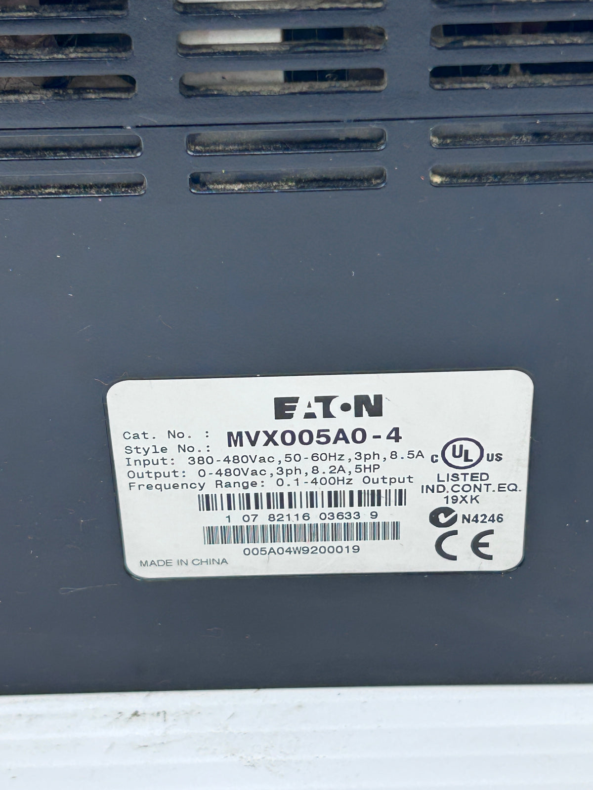 Eaton MVX005A0-4 VFD AC Drive 5HP 380-480V 3PH MVX9000 Sensorless Vector