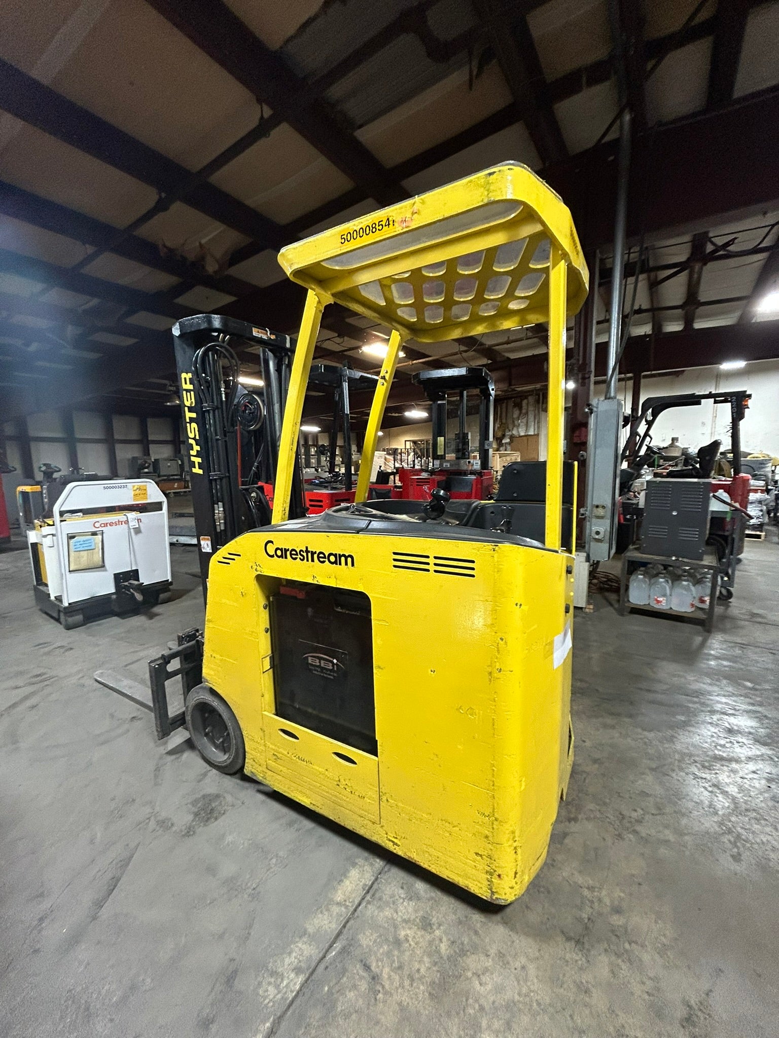 Hyster E40HSD Electric Stand-Up Forklift Truck 4000 Lb. Capacity 36 Volt Type EO