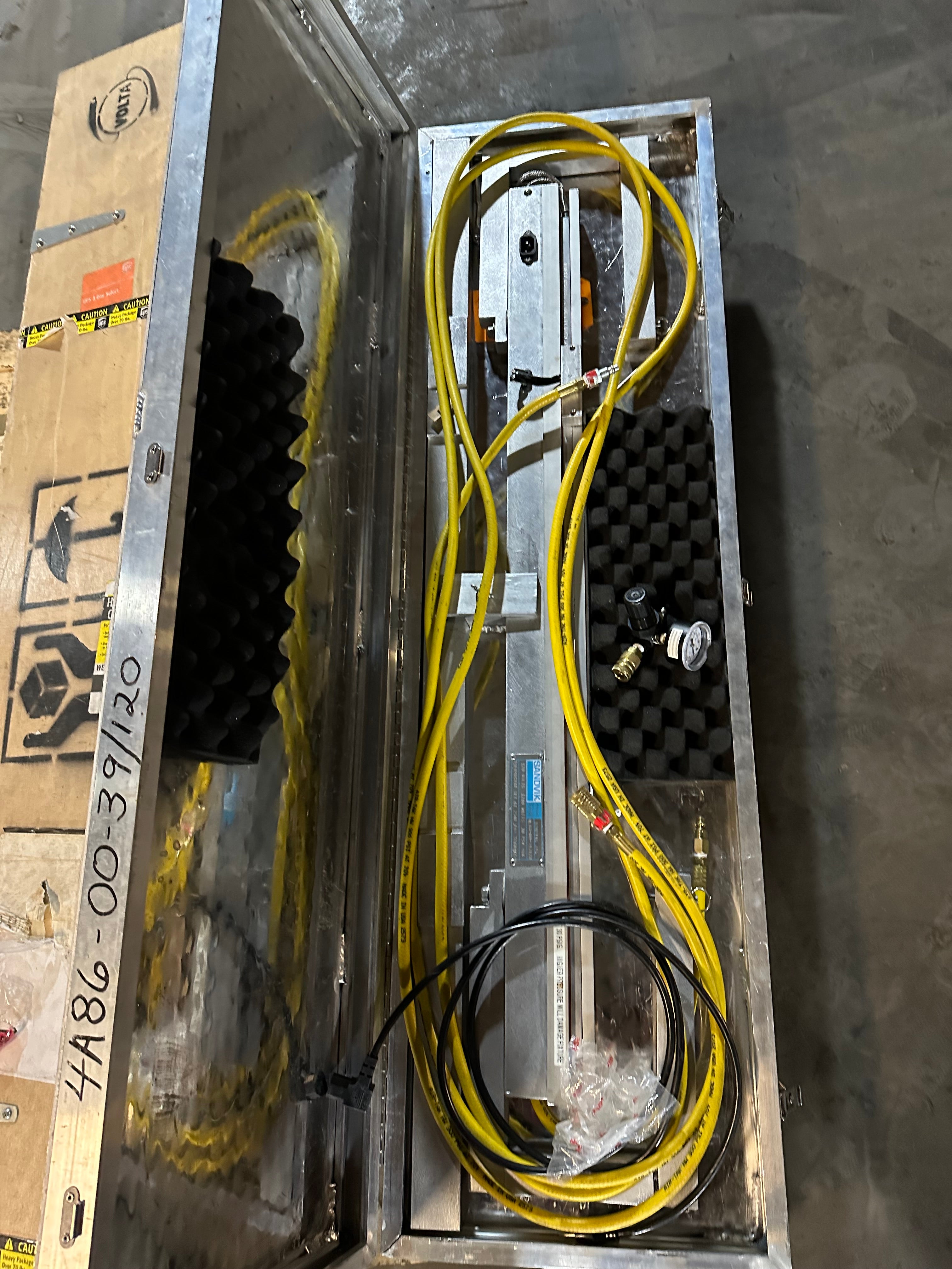 Sandvik Bonding Jig 4A 86-00-39/120 1200 Watts 120 Volts 30 PSI