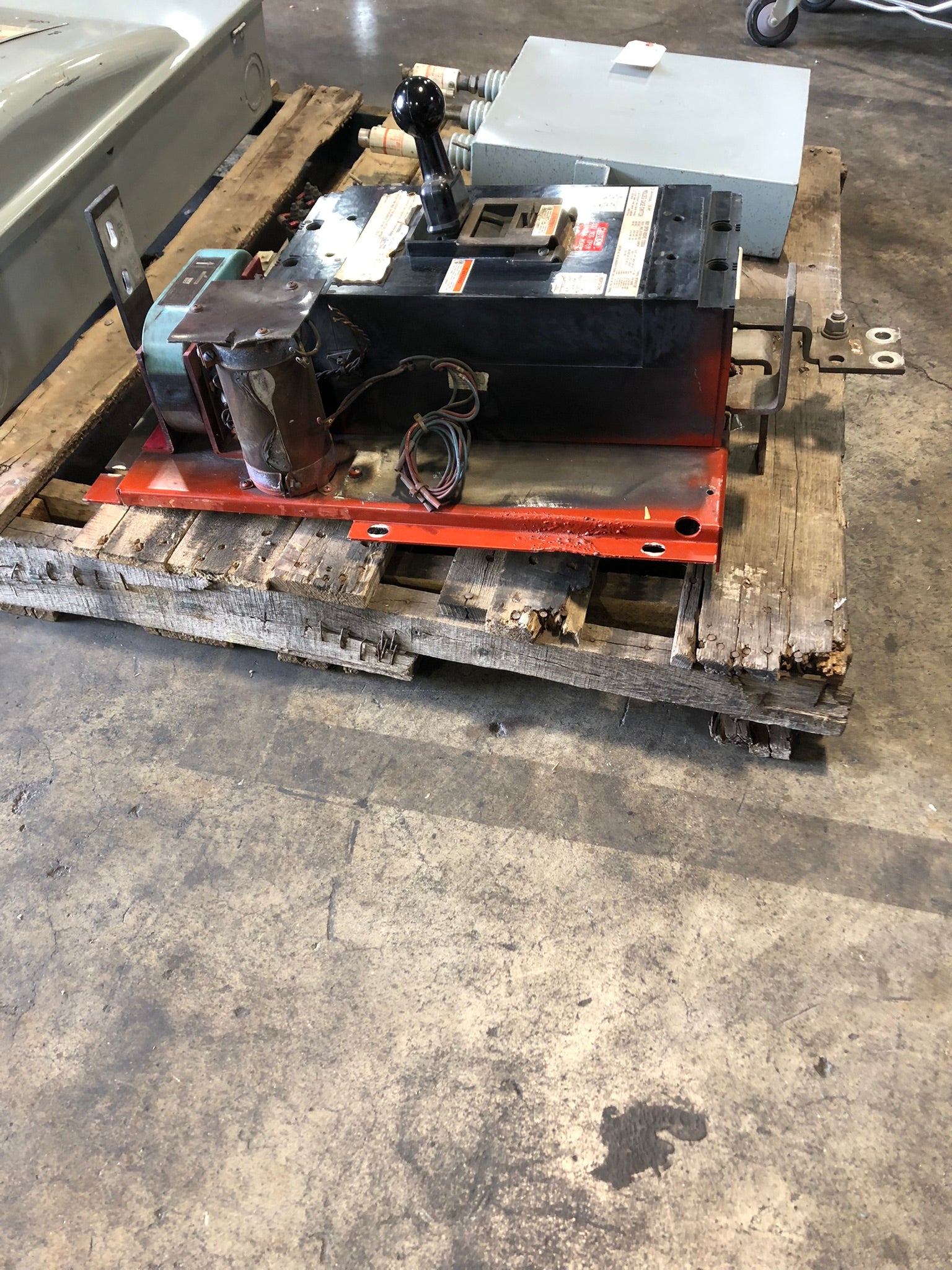 Westinghouse Circuit Breaker 1200A Remote Switch NB31200WK 3 Pole 752B682G06