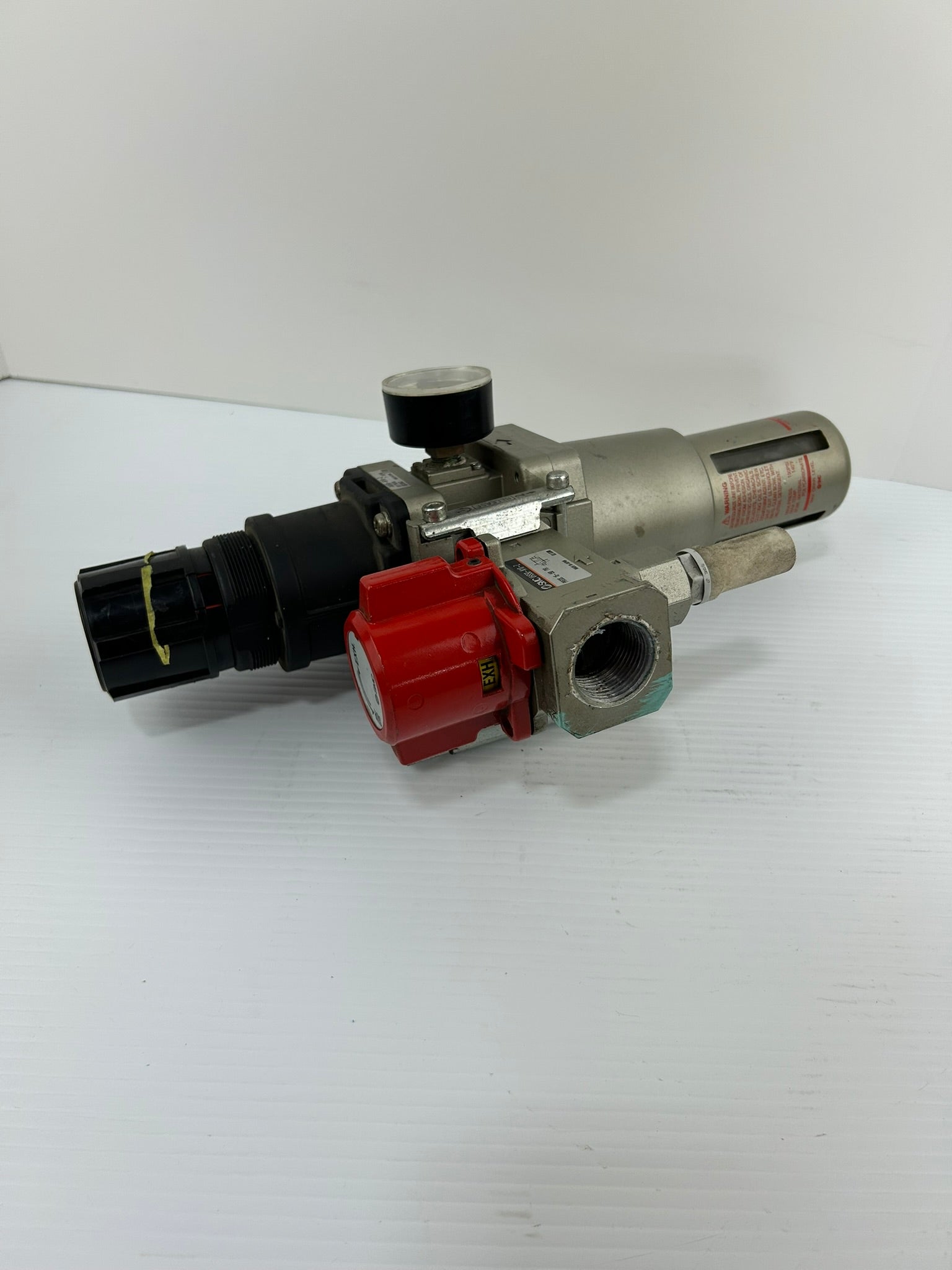 SMC AW60-N10-Z Pneumatic Filter Regulator with VHS50-N10-Z Lockout Valve