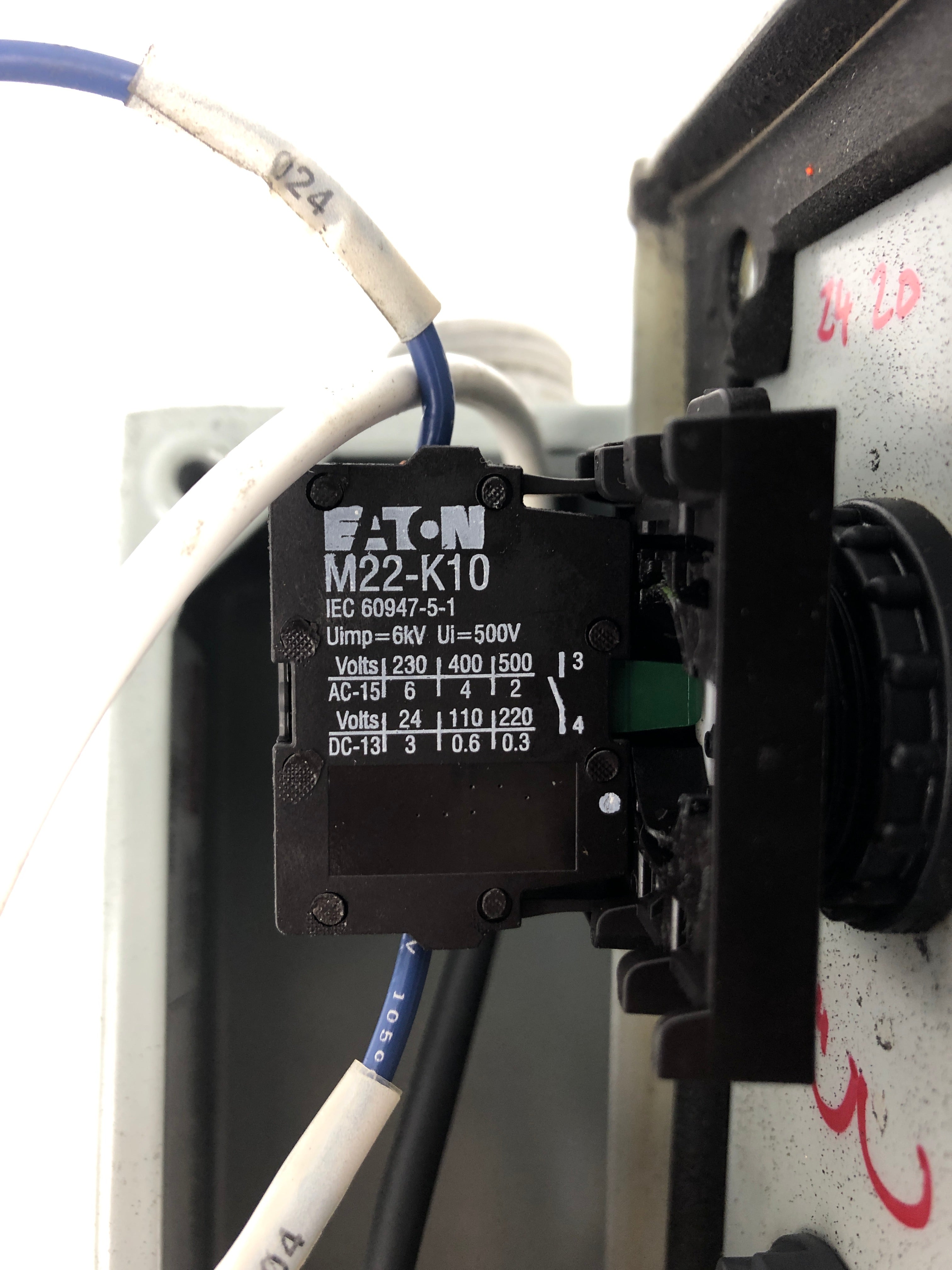 Eaton M22-K10 Control Box with Switches 220-500V