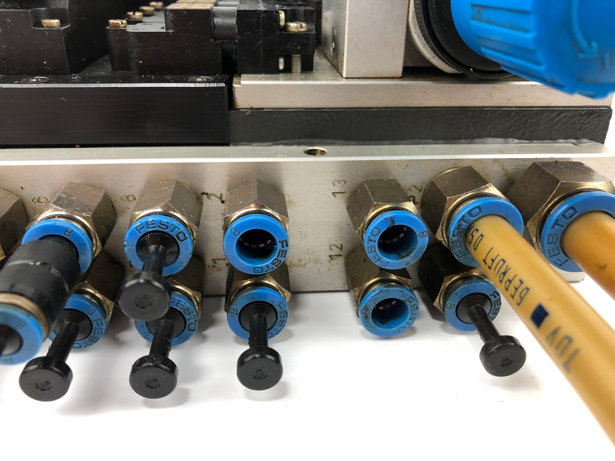 Chiron 152493 Pneumatic Control Unit H 5 806 512 00 00 P/N 158193