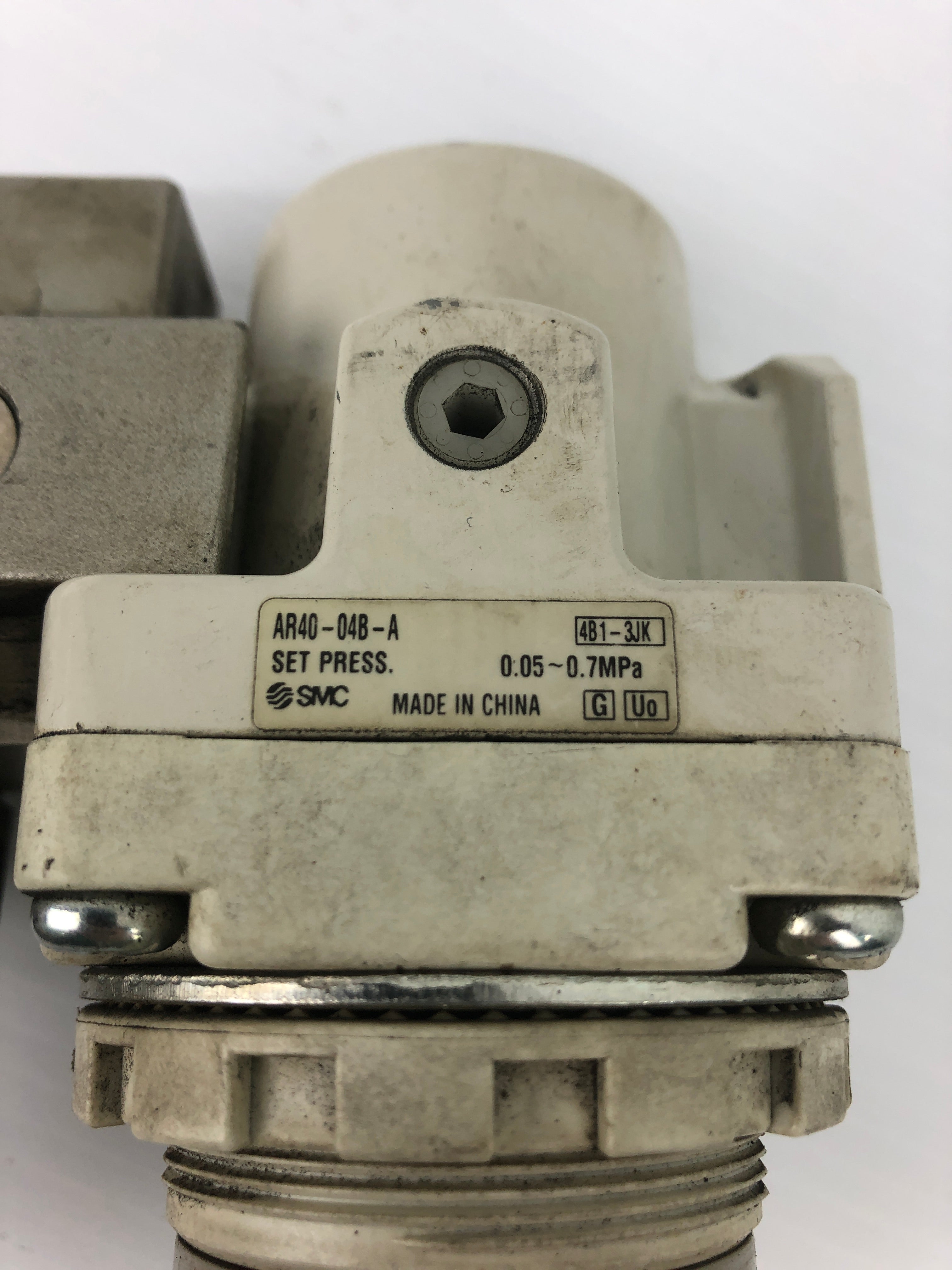 SMC AR40-04B-A Pressure Regulating Valve With AF4000-04 Air Filter Assembly