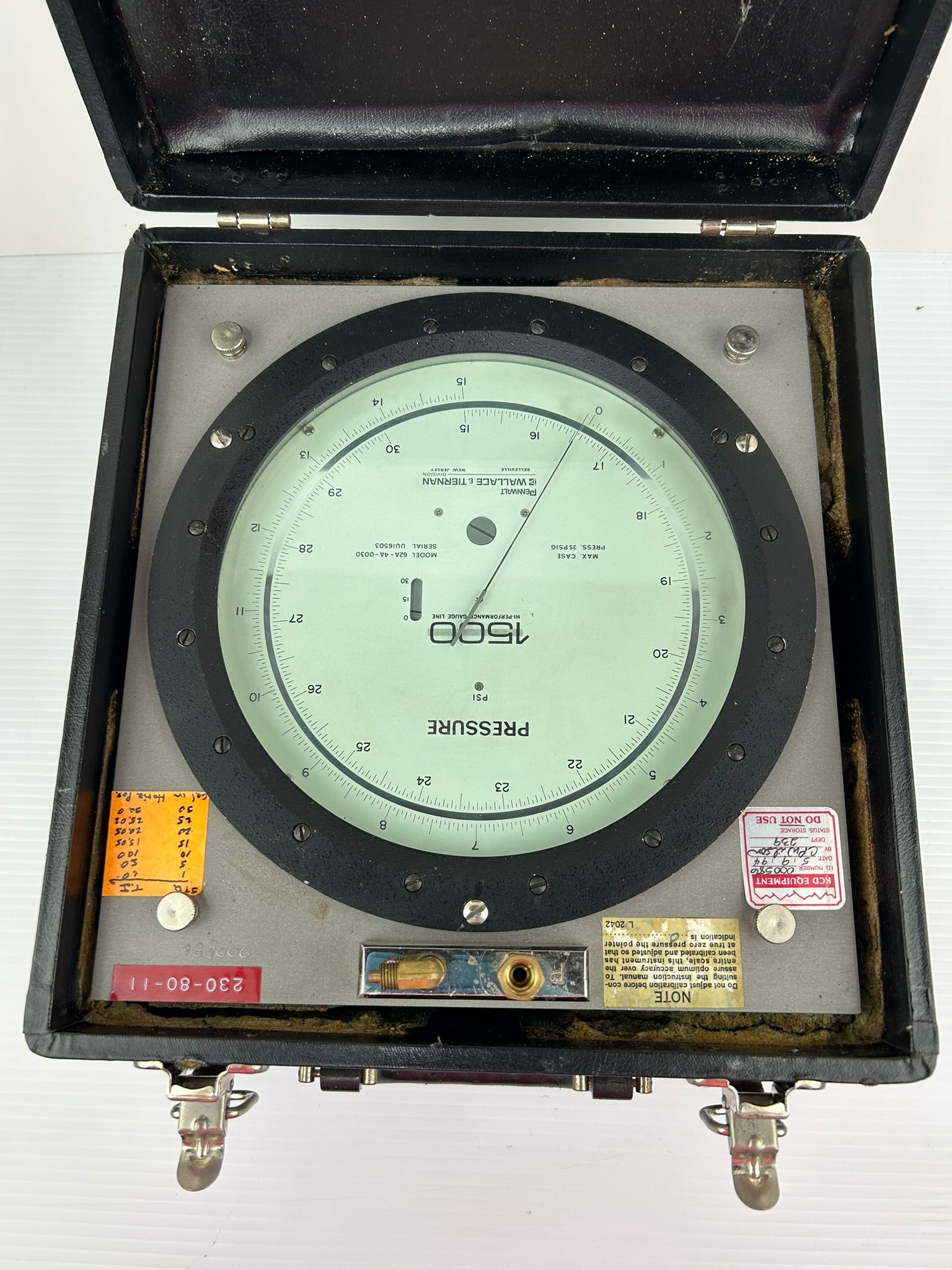 Wallace & Tiernan 62A-4A-0030 1500 High Performance Pressure Gauge 0-35 PSIG