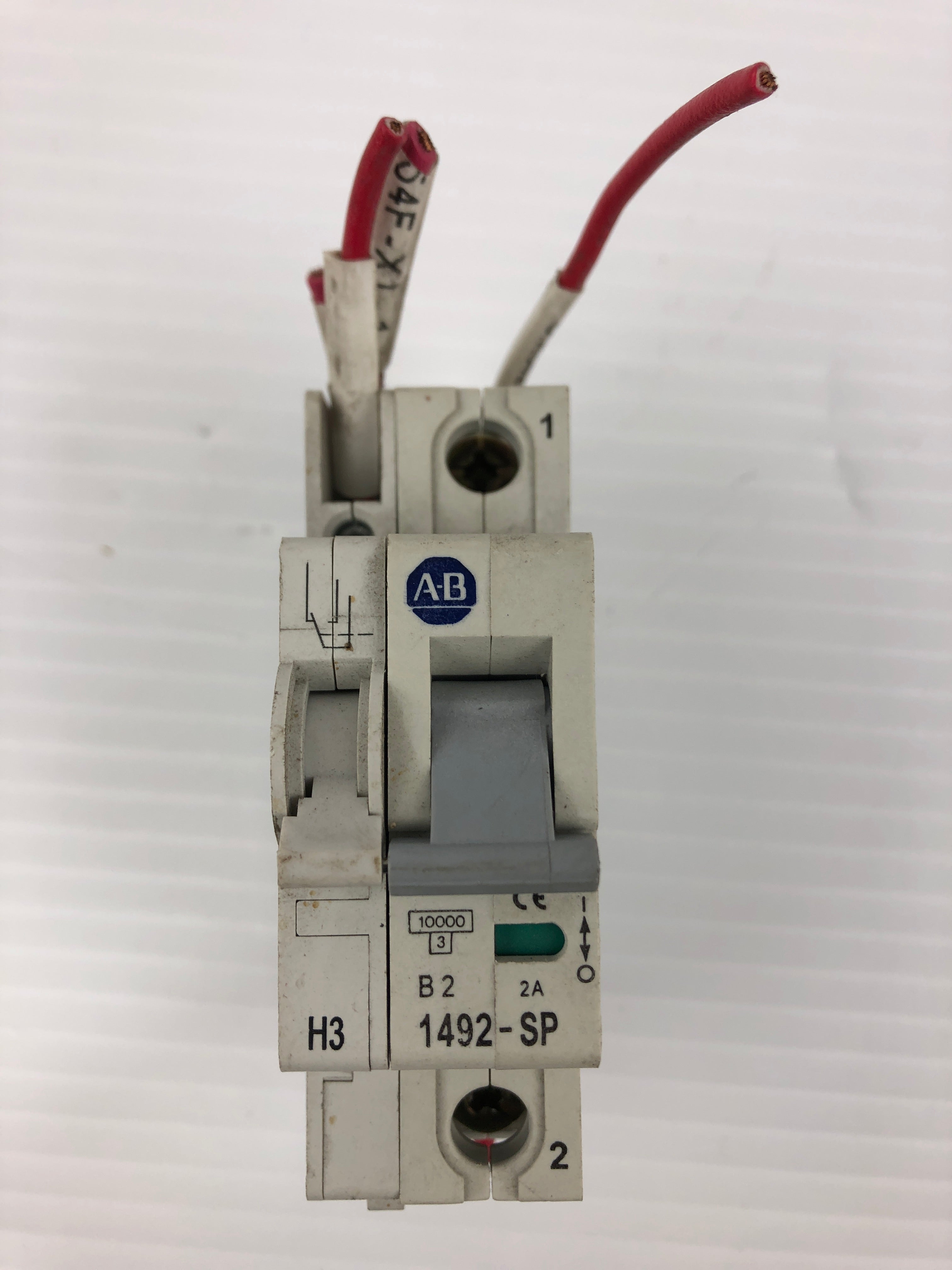 Allen-Bradley 1492-SP1B020 Circuit Breaker 2A with 1492-ASPH3 Auxiliary Contact