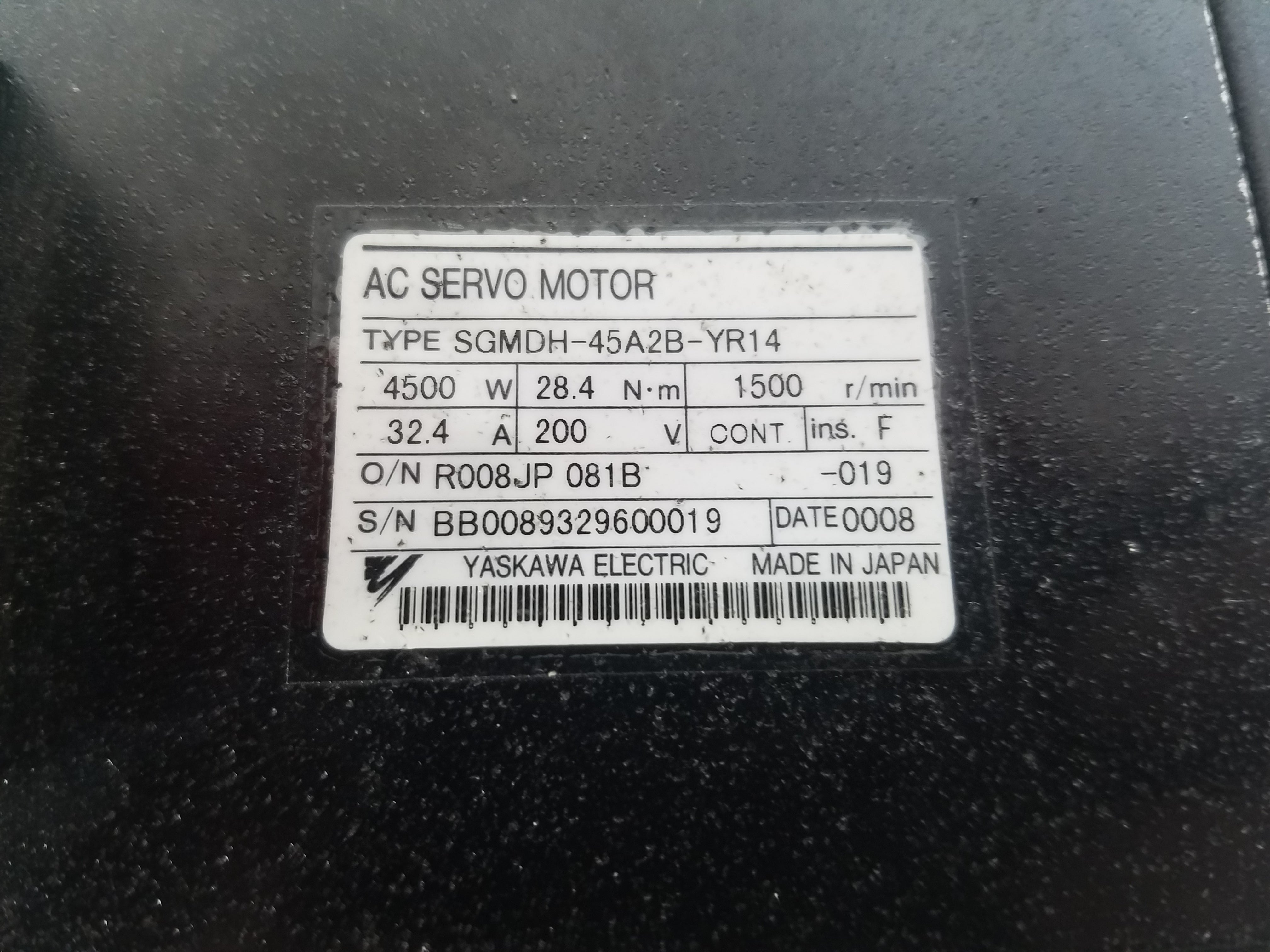 Yaskawa SGMDH-45A2B-YR14 AC Servo Motor 4500W 1500r/min