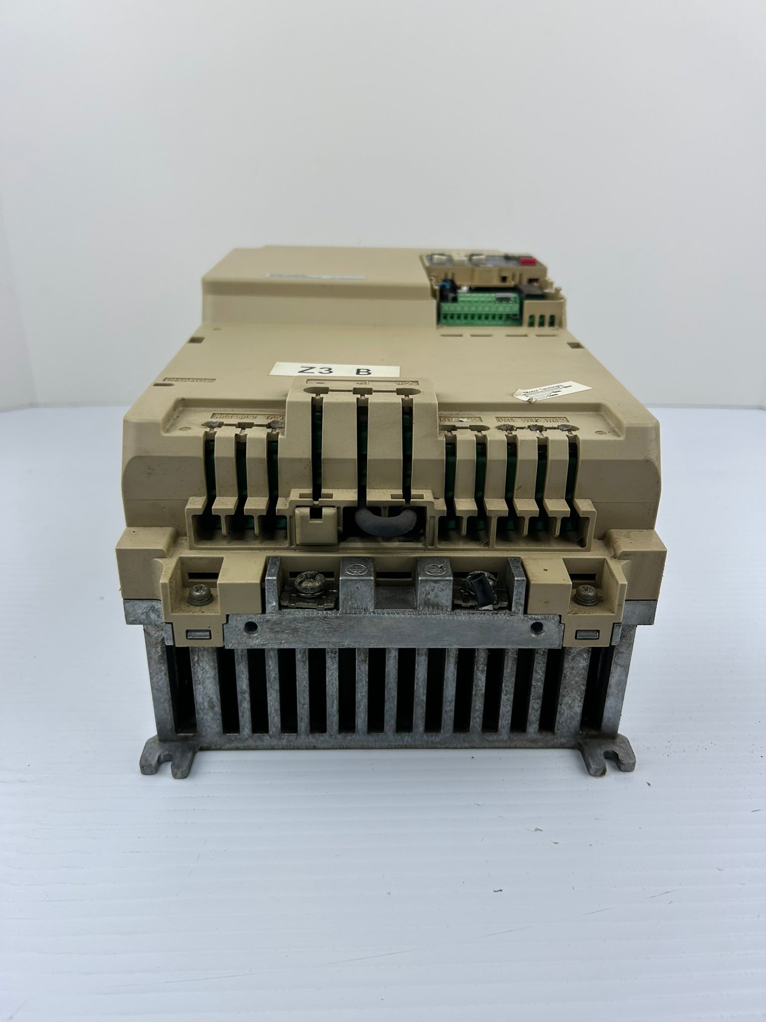 Yaskawa Electric CIPR-GA50U4038ABAA-AAAASA Industrial AC Drive Rev A No Top Cov