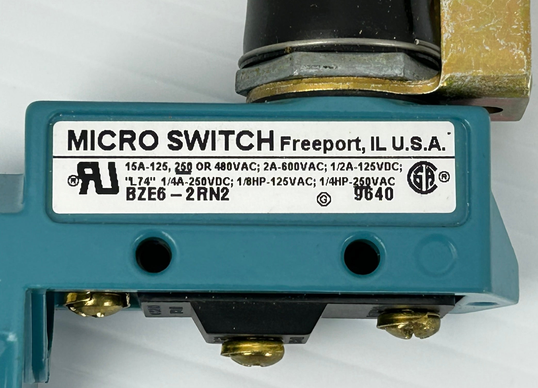 Honeywell BZE6-2RN2 Micro Switch