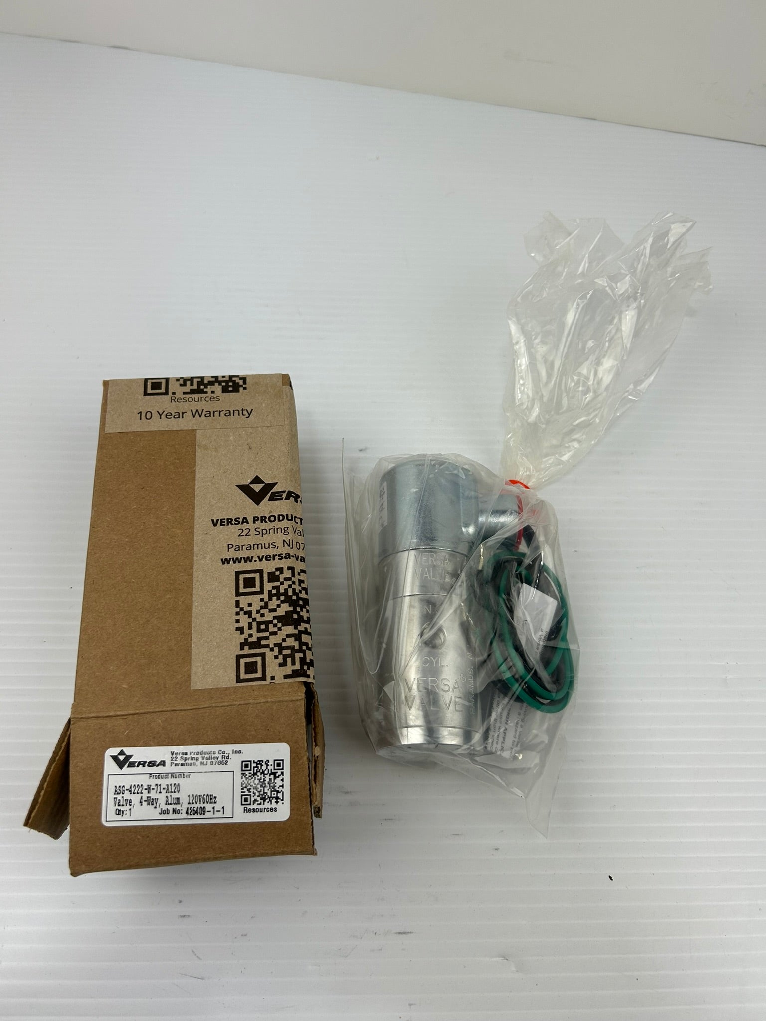 Versa ASG-4222-W-71-A120 4-Way Valve Aluminum 120V 60Hz