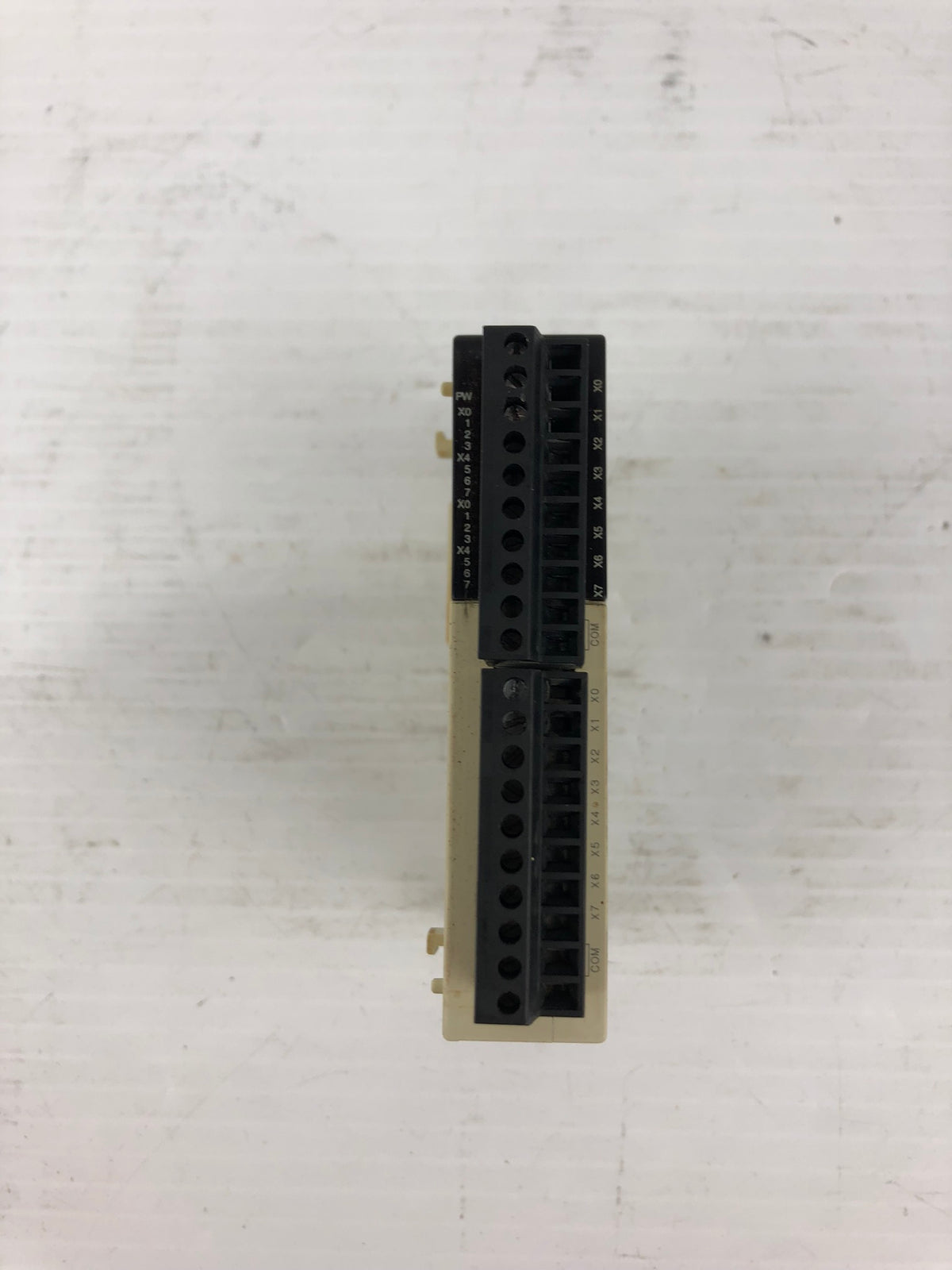Mitsubishi FX2NC-16EX-T Programmable Controller