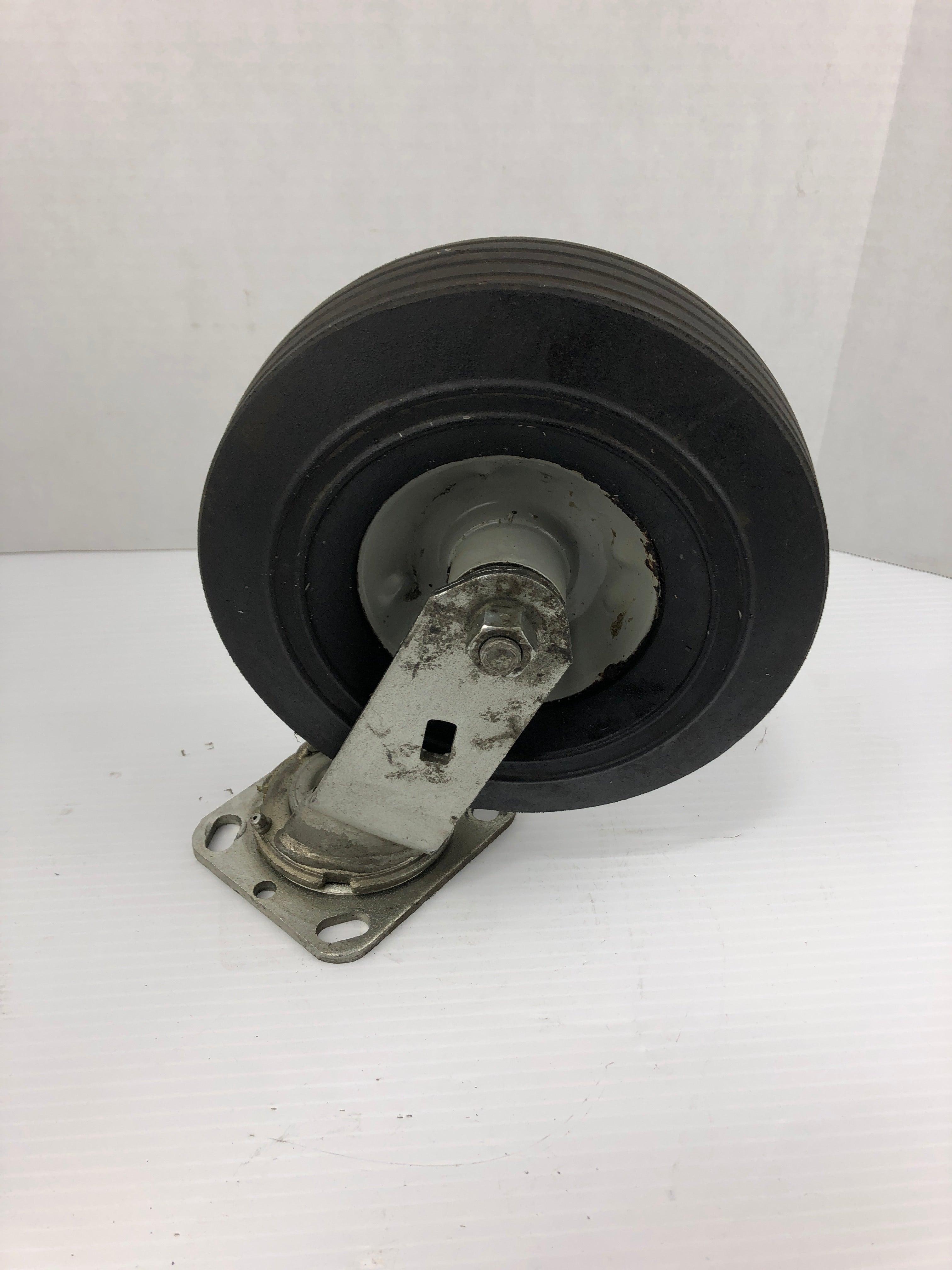 8" Caster Wheel with Swivel Bracket 1NWY9 Flat-Free Solid Rubber